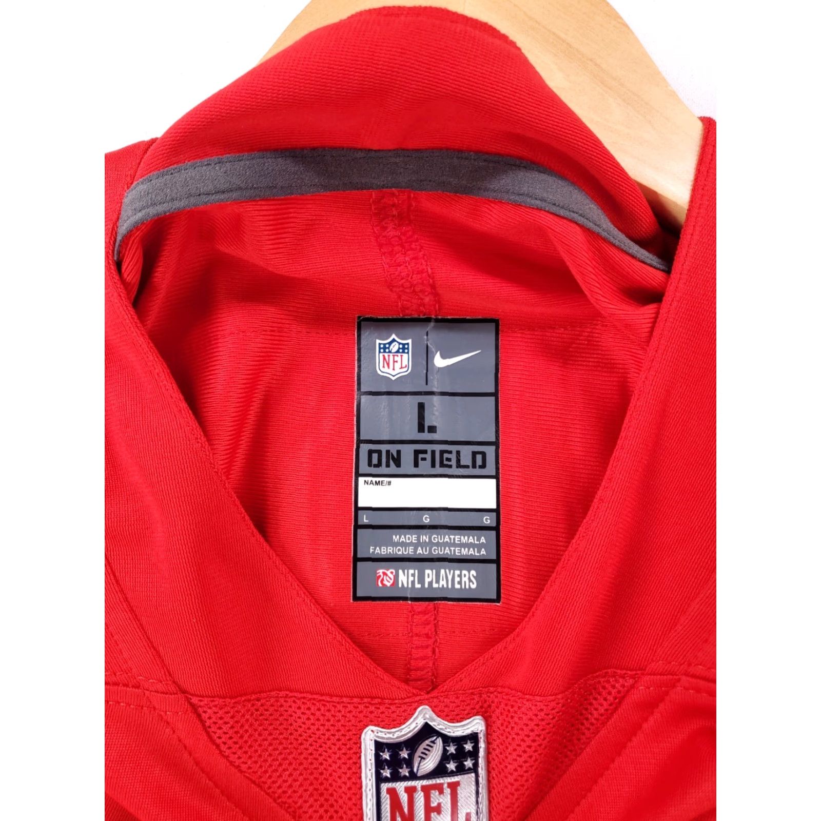 Nike Kansas City Chiefs Jersey Nike NFL Tyreek Hill 10 Mens L Red Official Casual Shirt Size US L / EU 52-54 / 3 - 4 Thumbnail