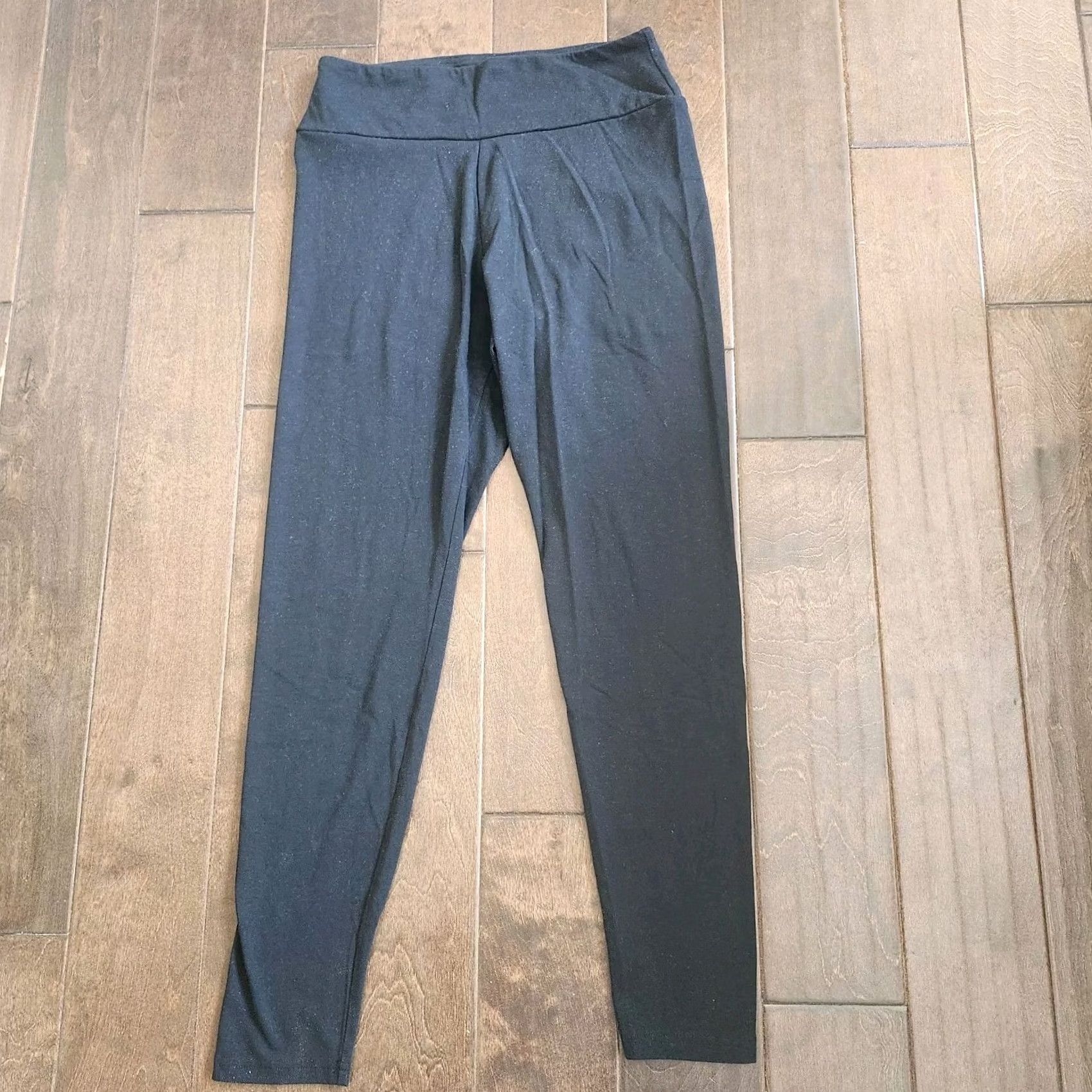 Vintage VINTAGE is not applicable to this item, so proceed without it. Wild Fable Leggings Women's Black L Wide range. Size 36" / US 14 / IT 50 - 2 Thumbnail