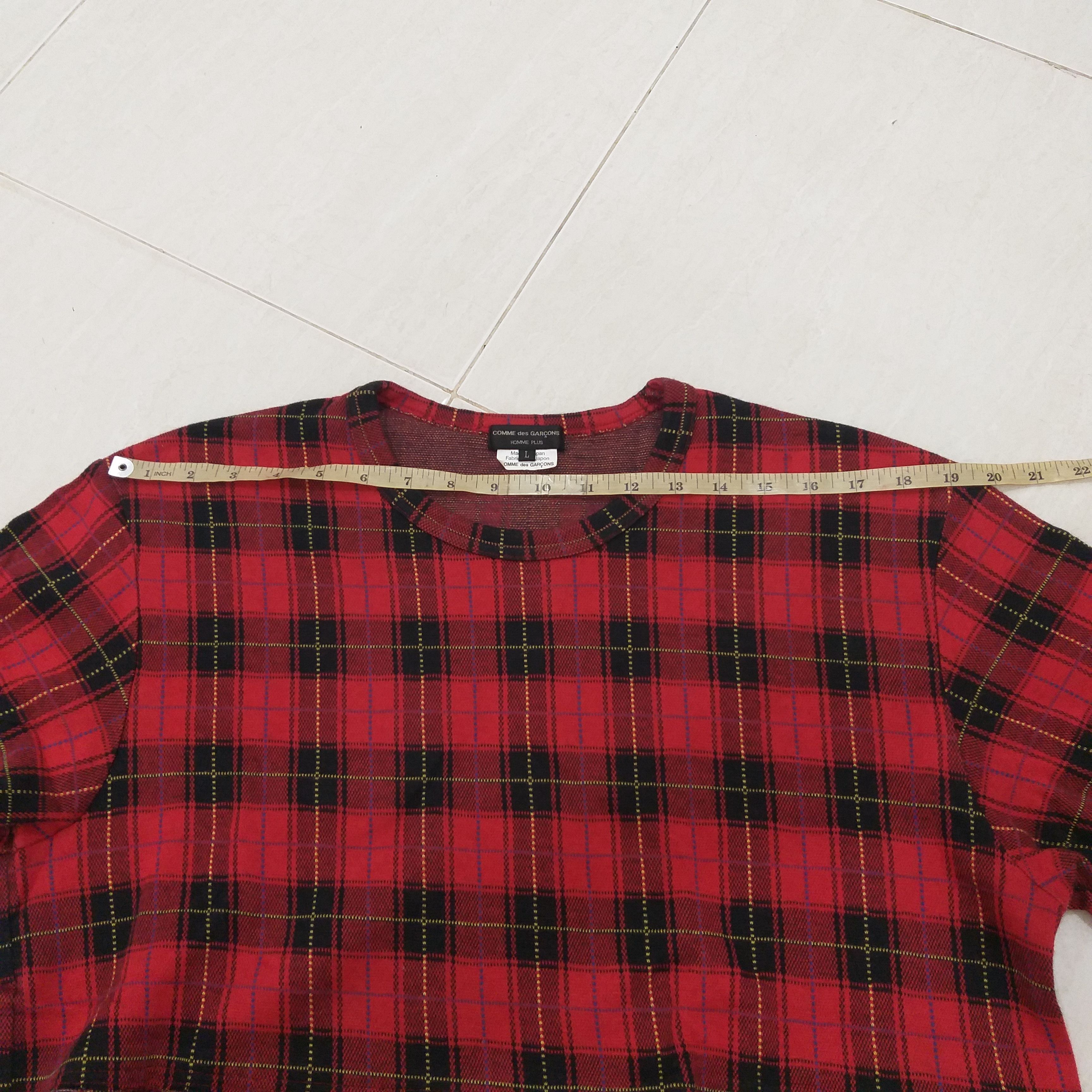 Comme des Garcons Homme Plus Comme Des Garcons Homme Plus Patchwork T-Shirt Size US L / EU 52-54 / 3 - 10 Thumbnail
