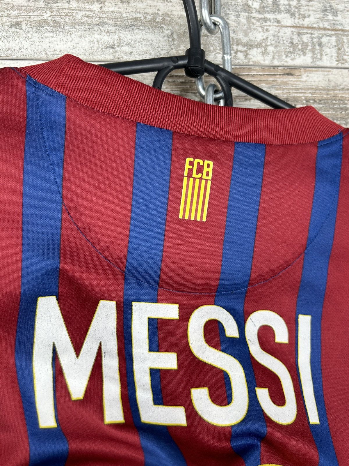 Vintage Mens Vintage Nike FC Barcelona Messi 10 Jersey T-shirt tee Size US XL / EU 56 / 4 - 20 Thumbnail