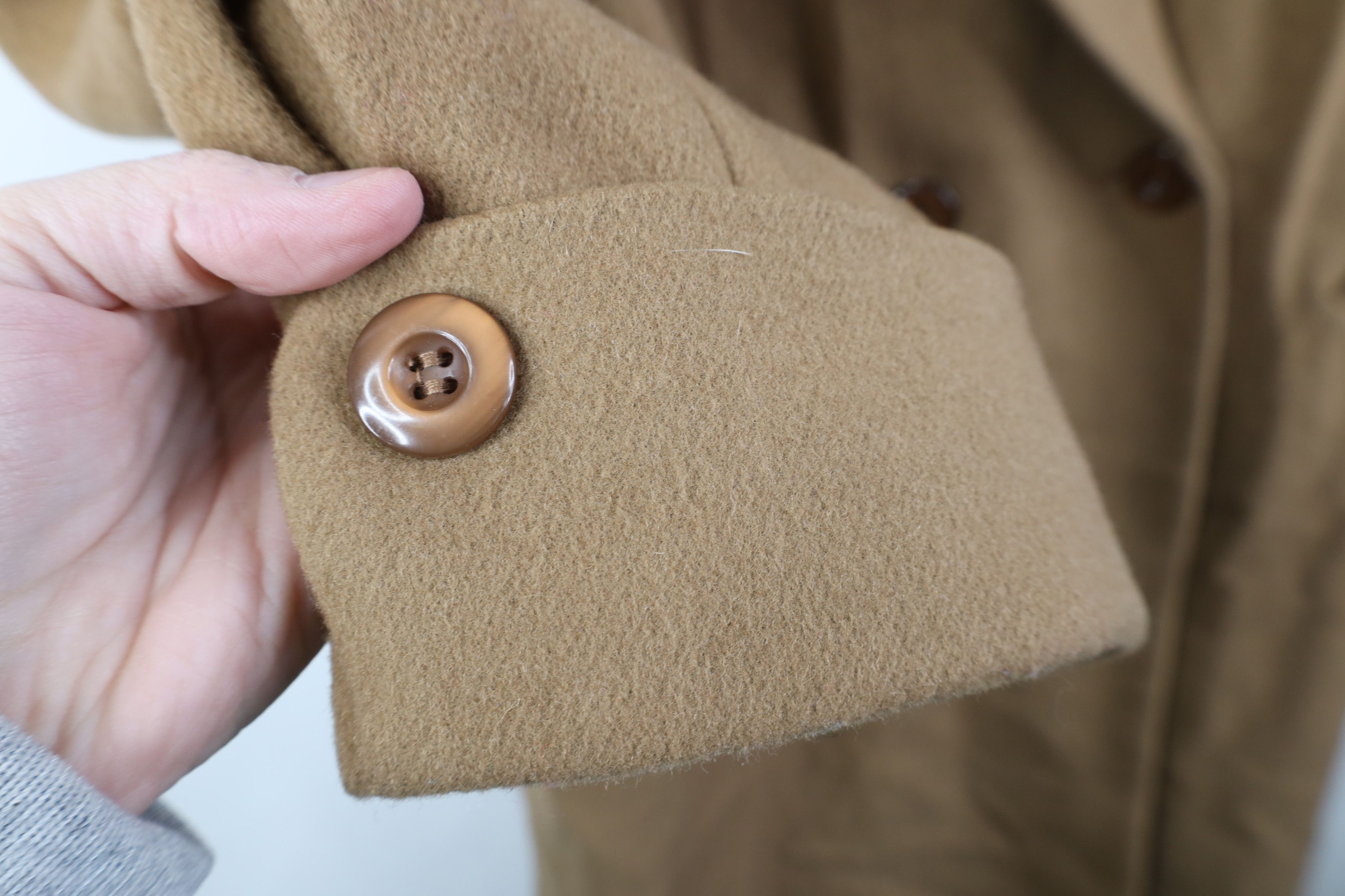 Vintage Vintage 90s Streetwear Heavy Wool Overcoat Jacket Beige Tan Size XL / US 12-14 / IT 48-50 - 9 Thumbnail