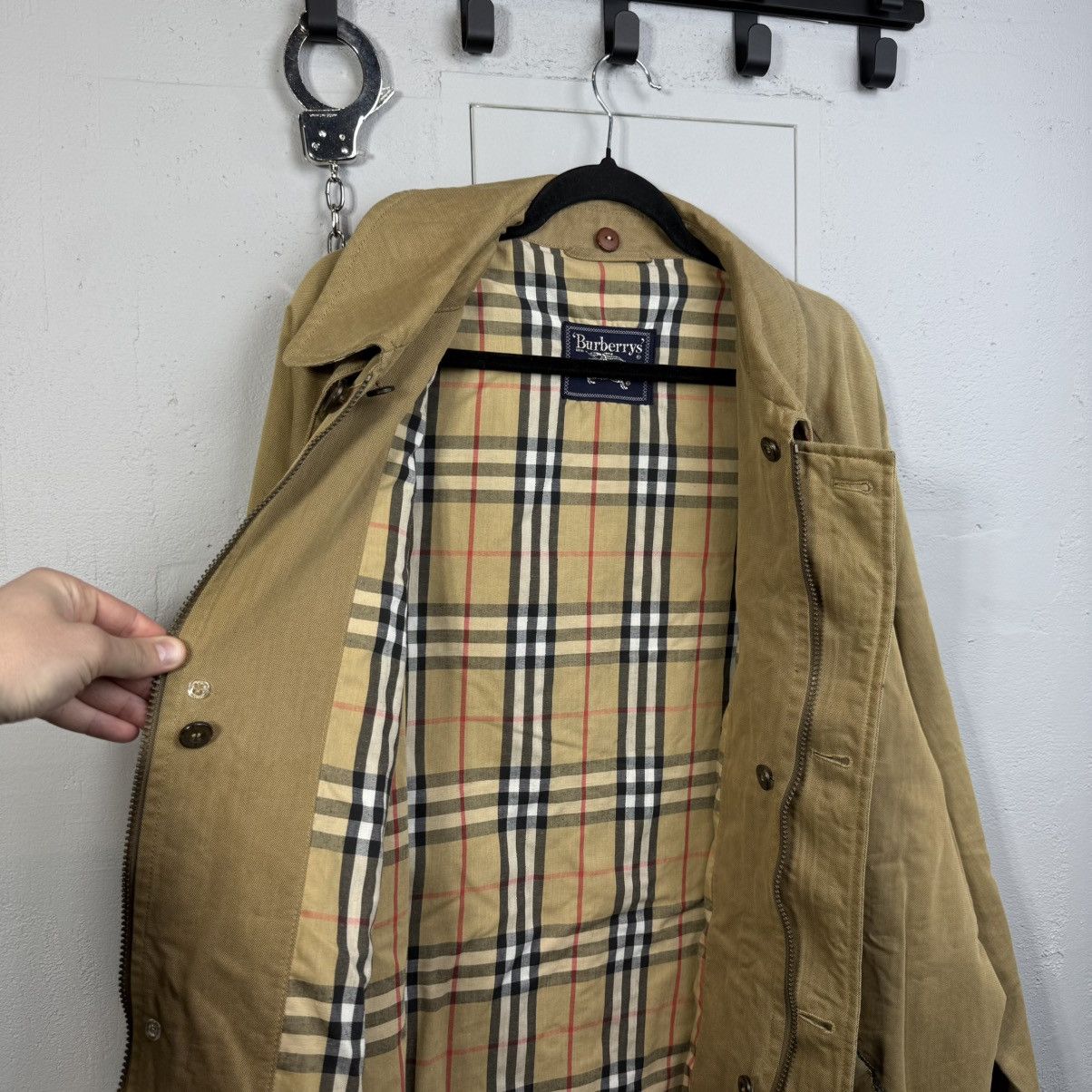 Burberry Vintage Burberry’s Trench Coat Burberry’s Size US M / EU 48-50 / 2 - 6 Thumbnail