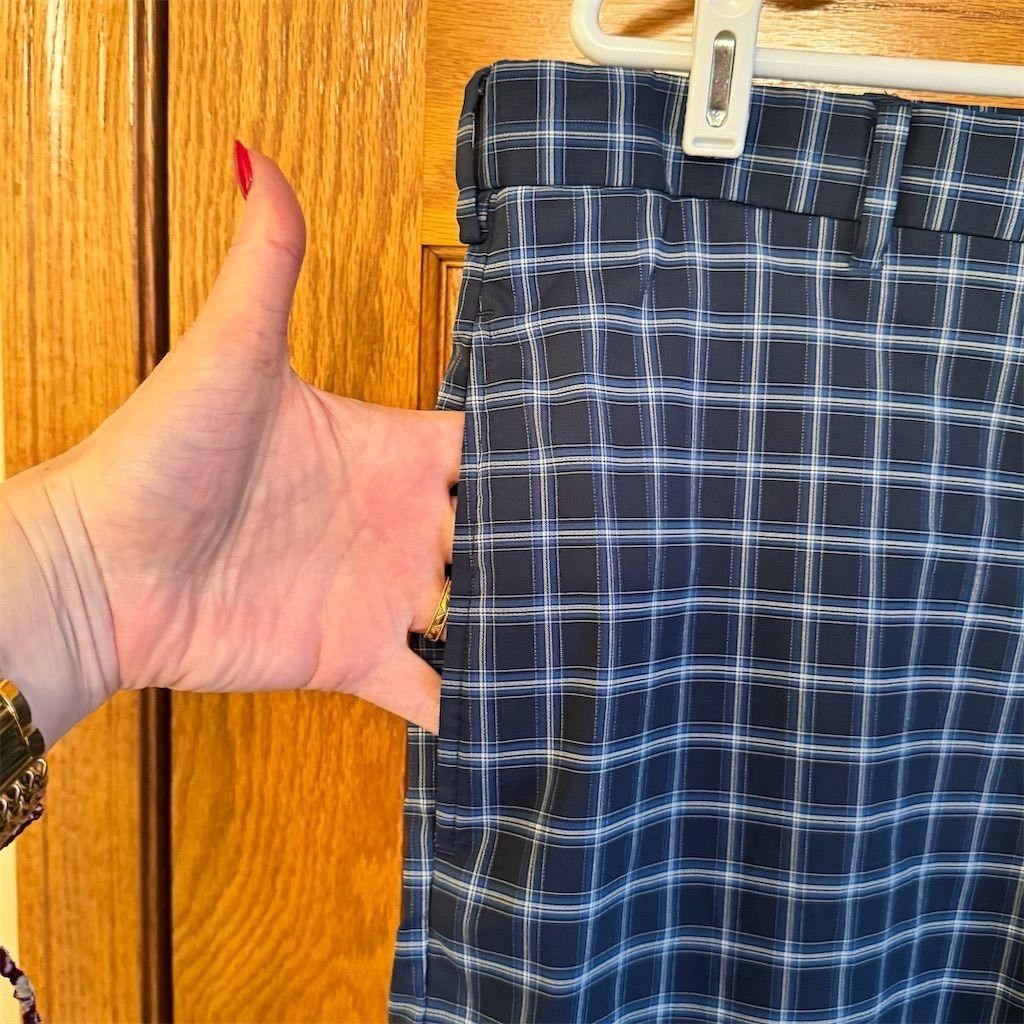 Greg Norman Greg Norman Men's Blue Plaid Golf Shorts Size 40 Chino Casu Size US 40 / EU 56 - 3 Thumbnail