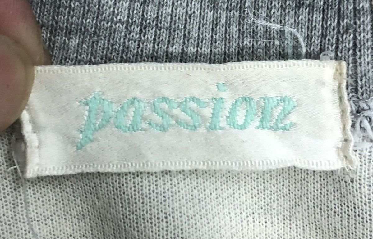 Vintage Vintage Passion Marijhuana Big Logo Sweatshirts Size US M / EU 48-50 / 2 - 8 Thumbnail