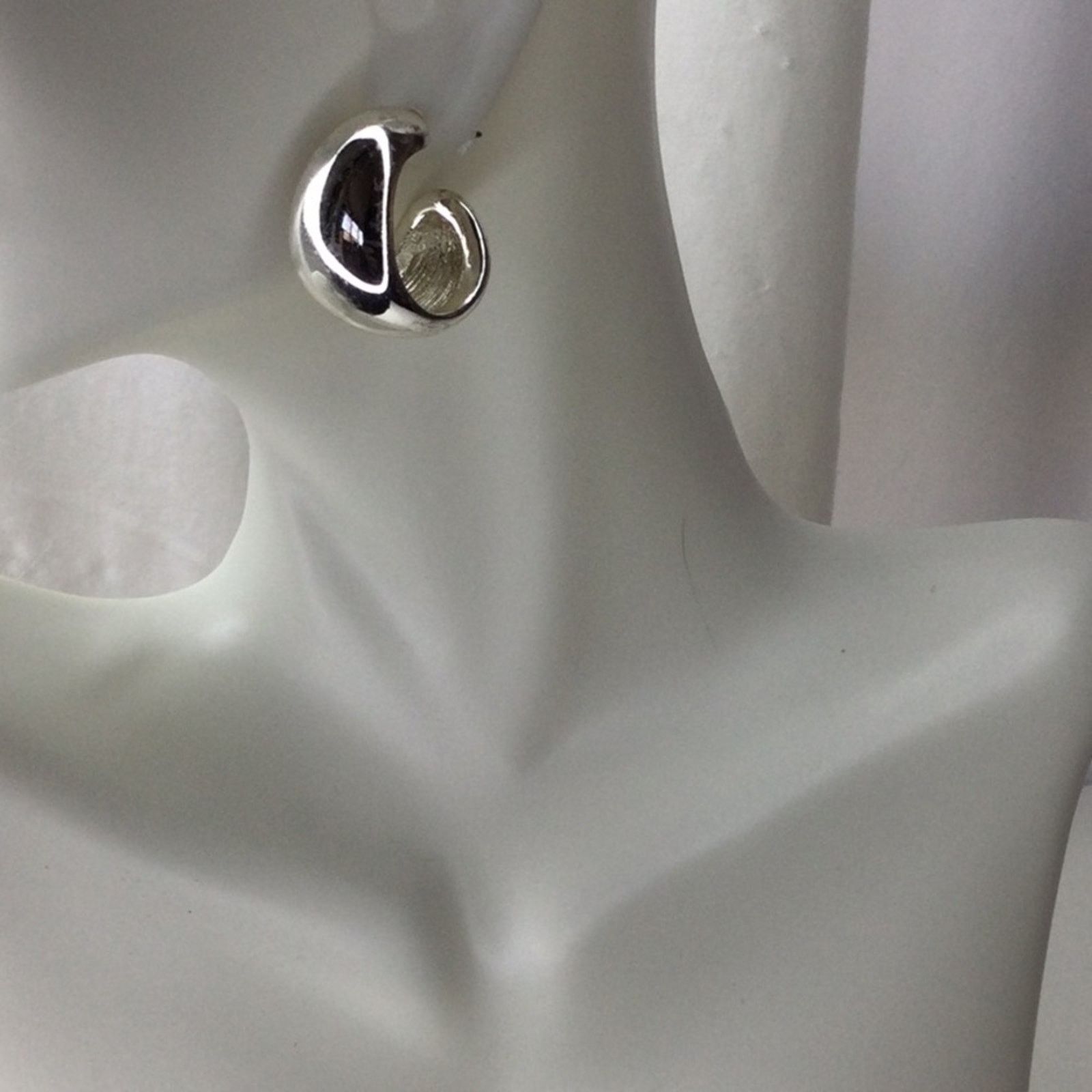 Chicos Chico's Shiny Silver Huggie Hoop Prong Back Earrrings Size ONE SIZE - 4 Thumbnail