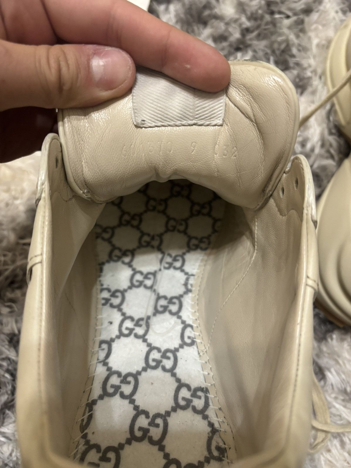 Gucci New Super Rare Gucci x Mickey Mouse Rhyton Leather Sneaker Size US 9 / EU 42 - 8 Thumbnail