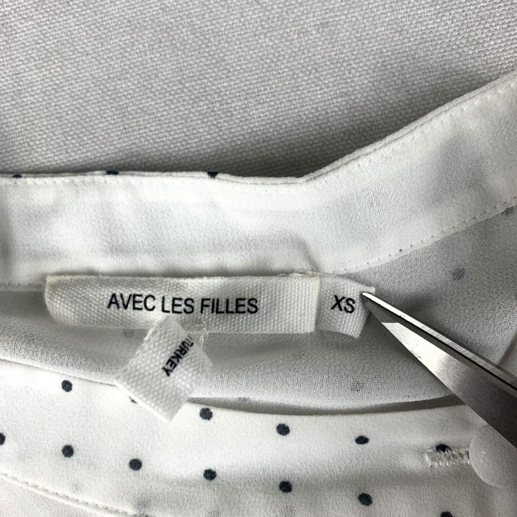 AVEC LES FILLES AVEC LES FILLES Blouse WOMENS XS WHITE BLACK POLKA DOT V-NECK LONG SLEEVE Size XS / US 0-2 / IT 36-38 - 3 Thumbnail