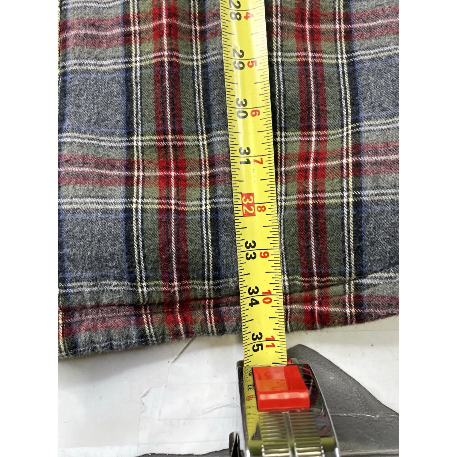 Vintage VINTAGEL.L. Bean Flannel Shirt Mens XLT Sherpa Lined Plaid Shacket Snap Size US XL / EU 56 / 4 - 4 Thumbnail