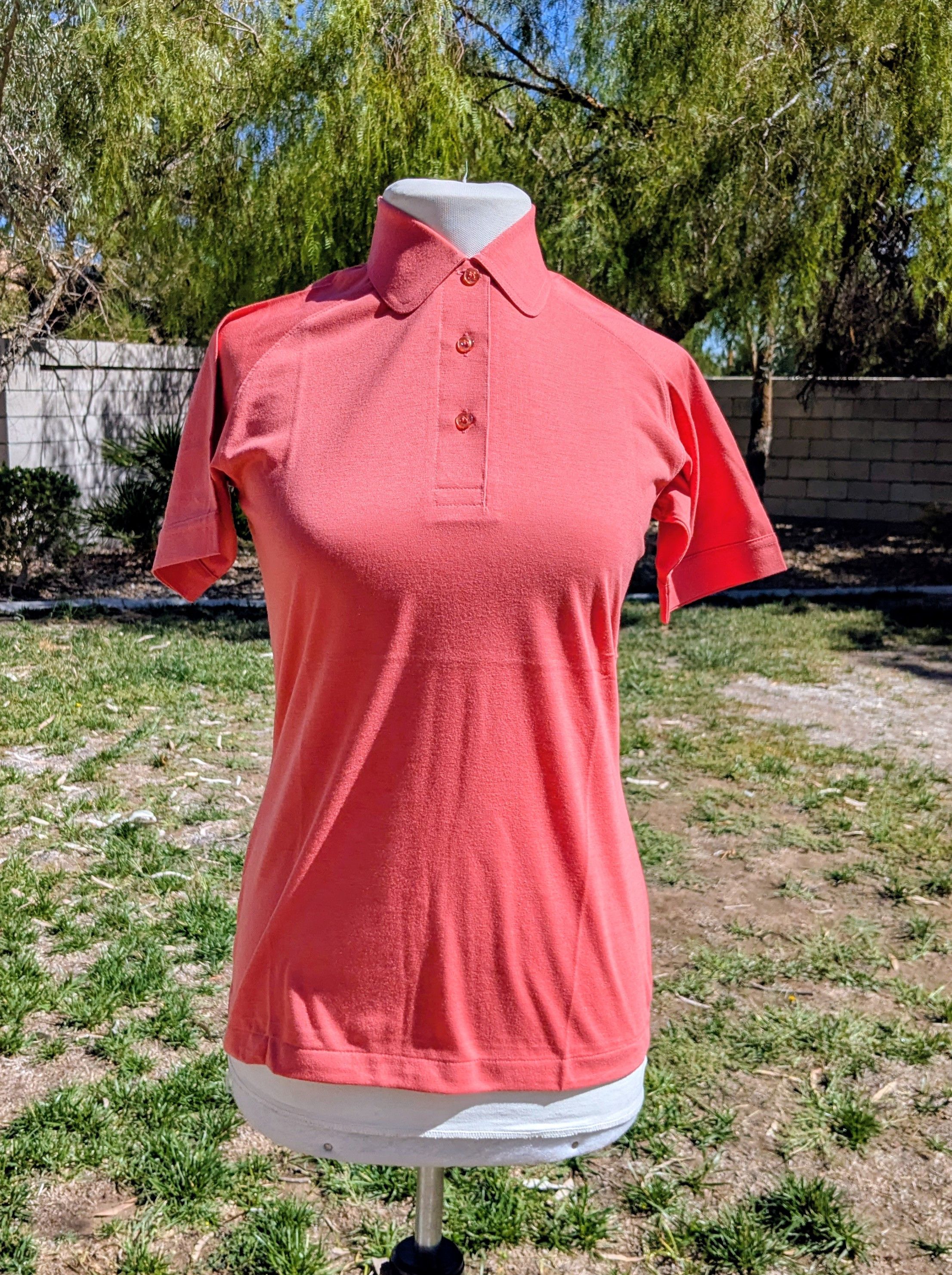 Vintage 1960's Vintage Lady Hogan Salmon Pink Polo S/S Shirt Top Size S / US 4 / IT 40 - 1 Thumbnail