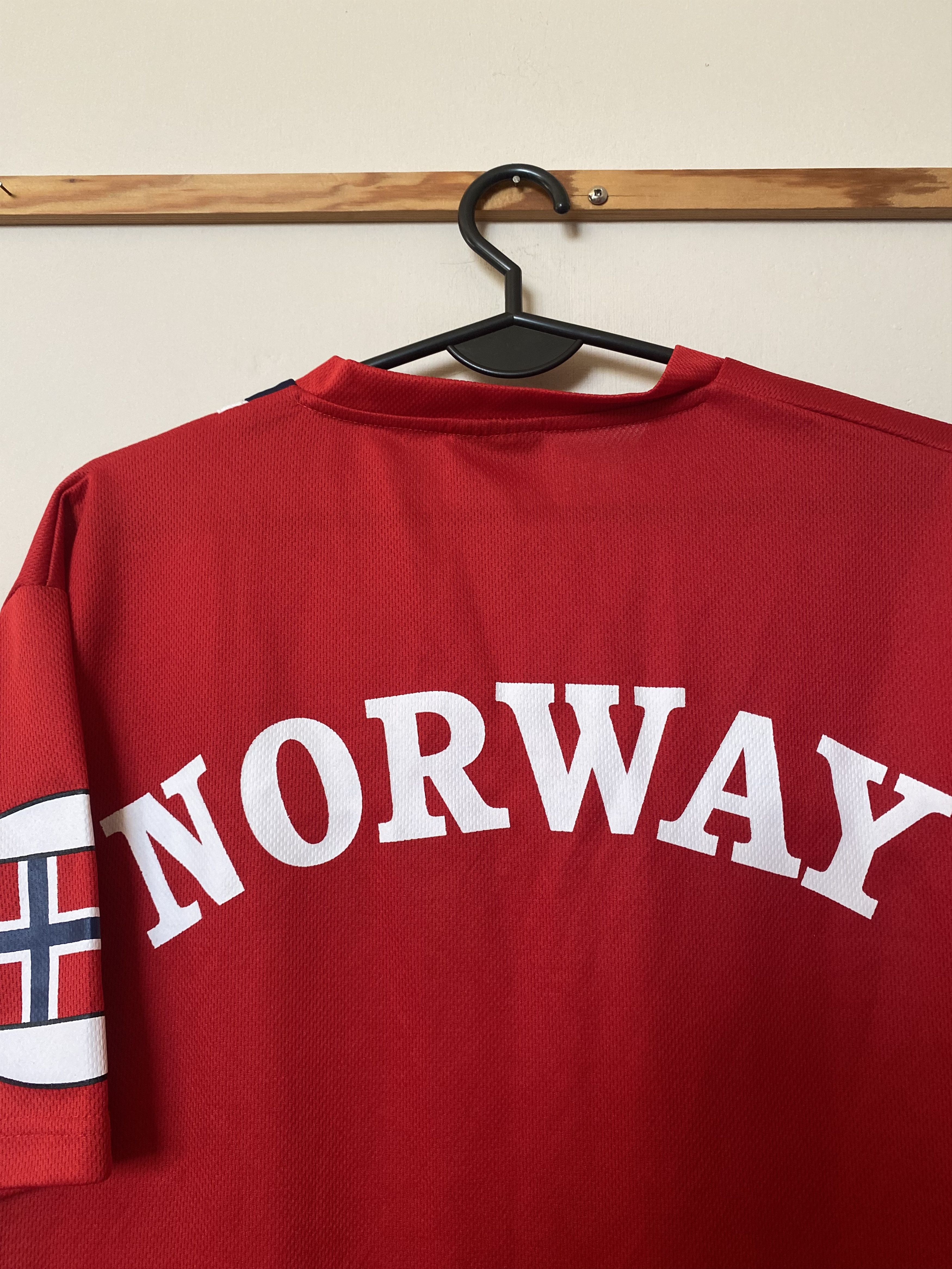 Other Vintage Retro football Jersey - NORWAY - XL - UNIQUE Size US XL / EU 56 / 4 - 4 Thumbnail