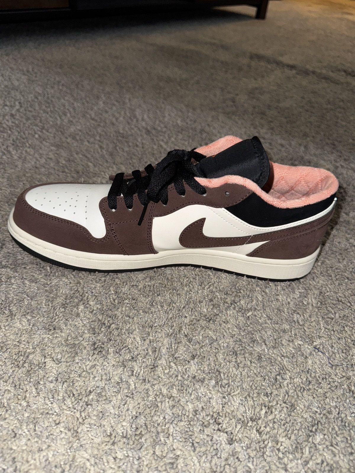 Jordan Brand Jordan 1 Low Mocha Size US 11 / EU 44 - 4 Thumbnail