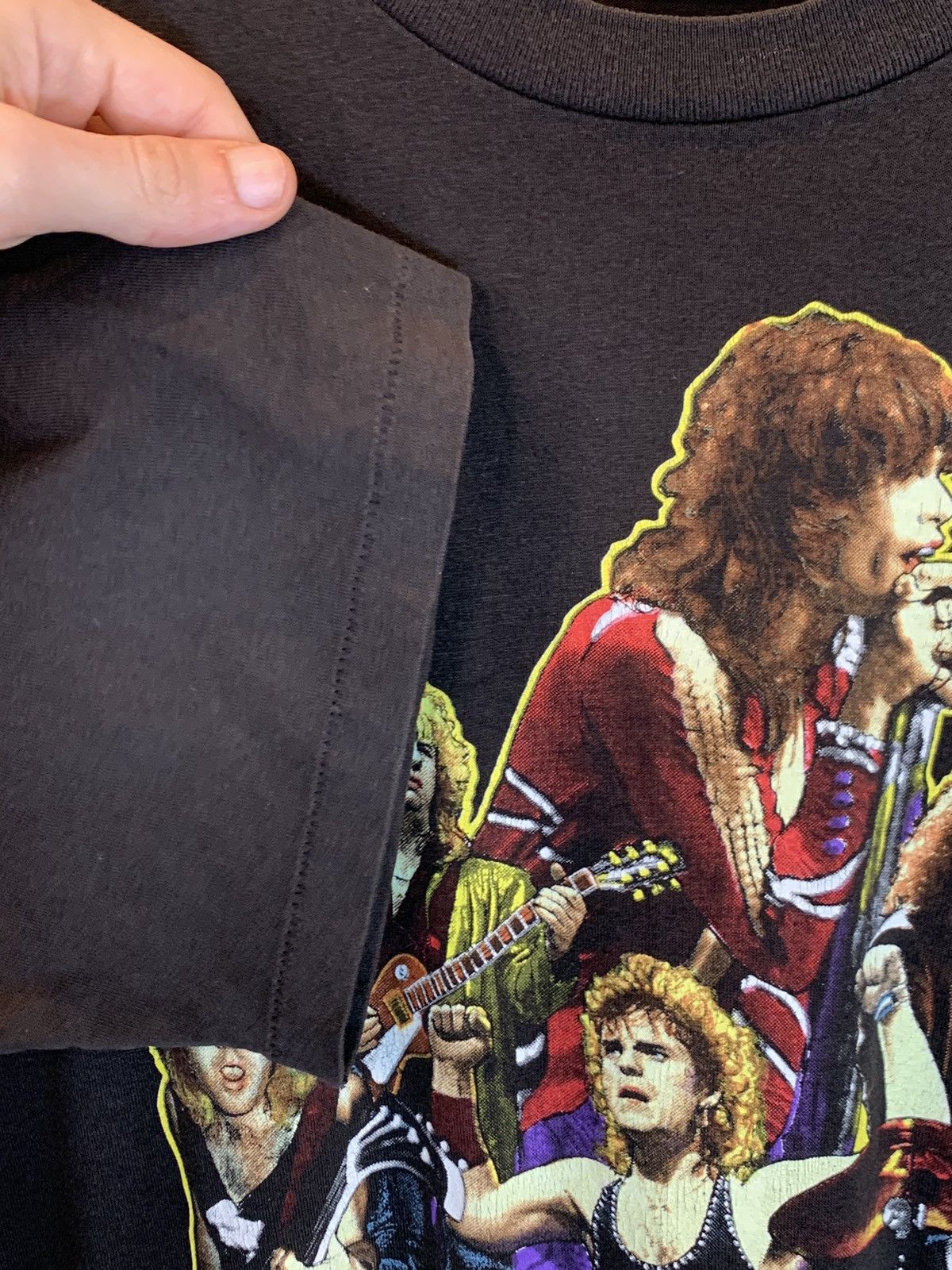 Band Tees × Vintage *RARE* Vintage 1980’s Aerosmith Walk This Way USA-Made Shirt Size US XL / EU 56 / 4 - 6 Thumbnail