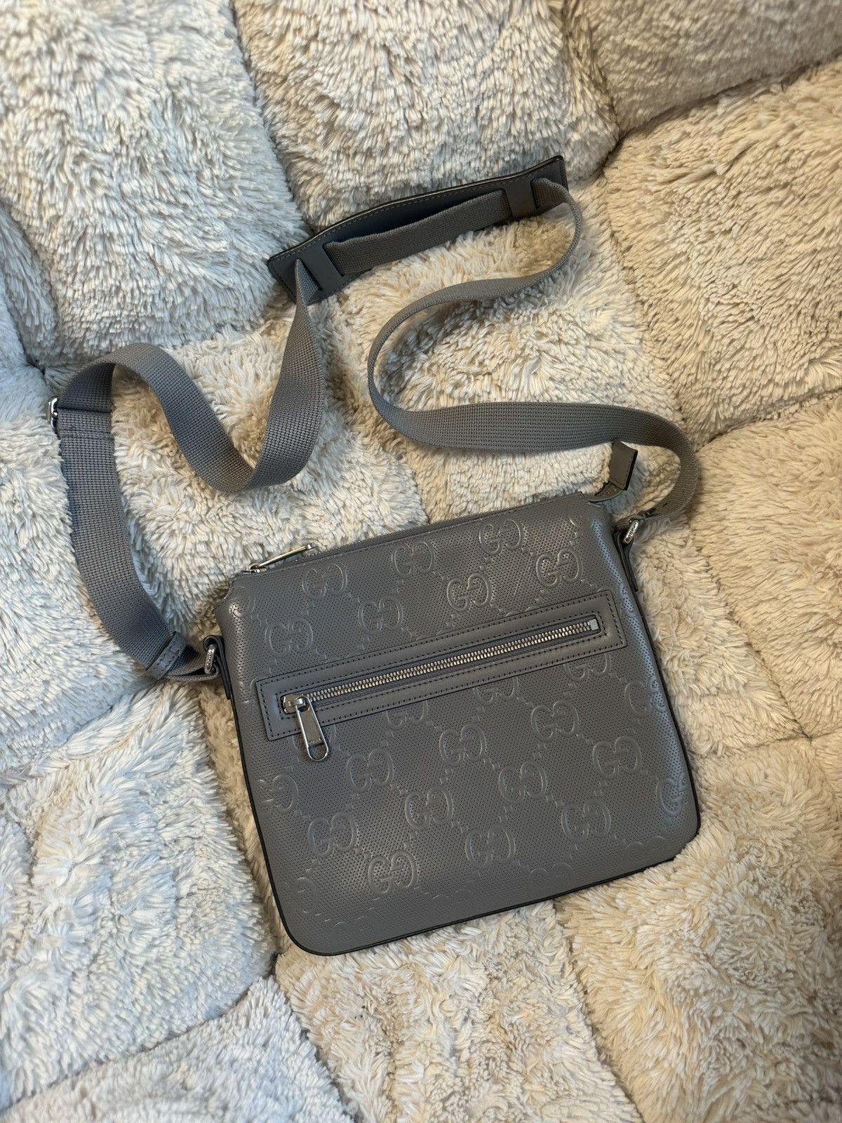Gucci Gucci Monogram Messenger Bag Size ONE SIZE - 1 Thumbnail