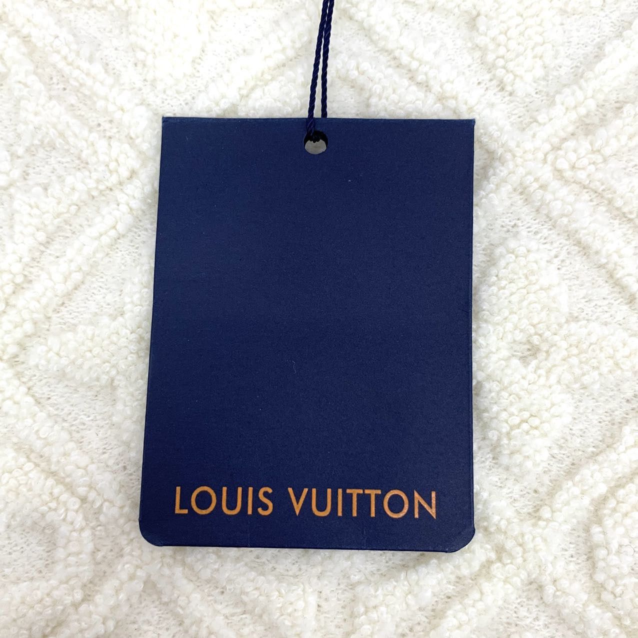 Louis Vuitton Louis Vuitton All-over Embossed Logo Short Sleeve K26WX Size S / US 4 / IT 40 - 6 Thumbnail