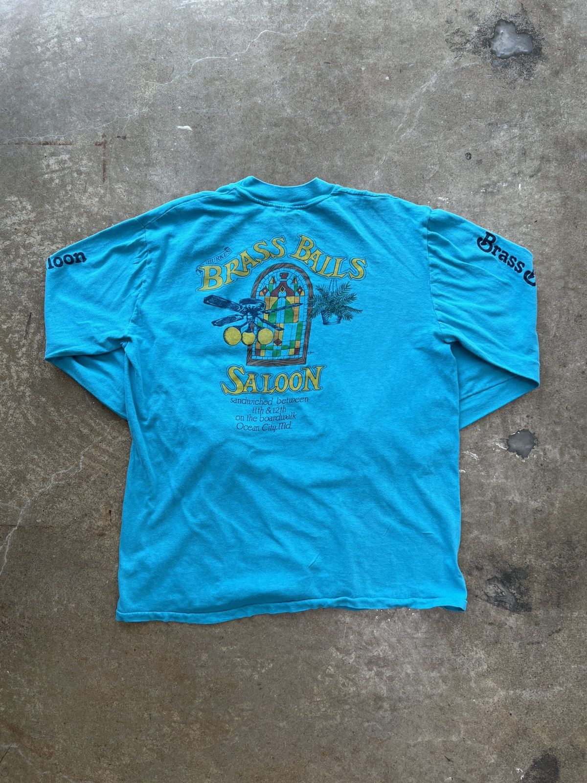Vintage Vintage 90s Brass Balls Saloon Pocket Long Sleeve Tee Large Size US L / EU 52-54 / 3 - 2 Thumbnail