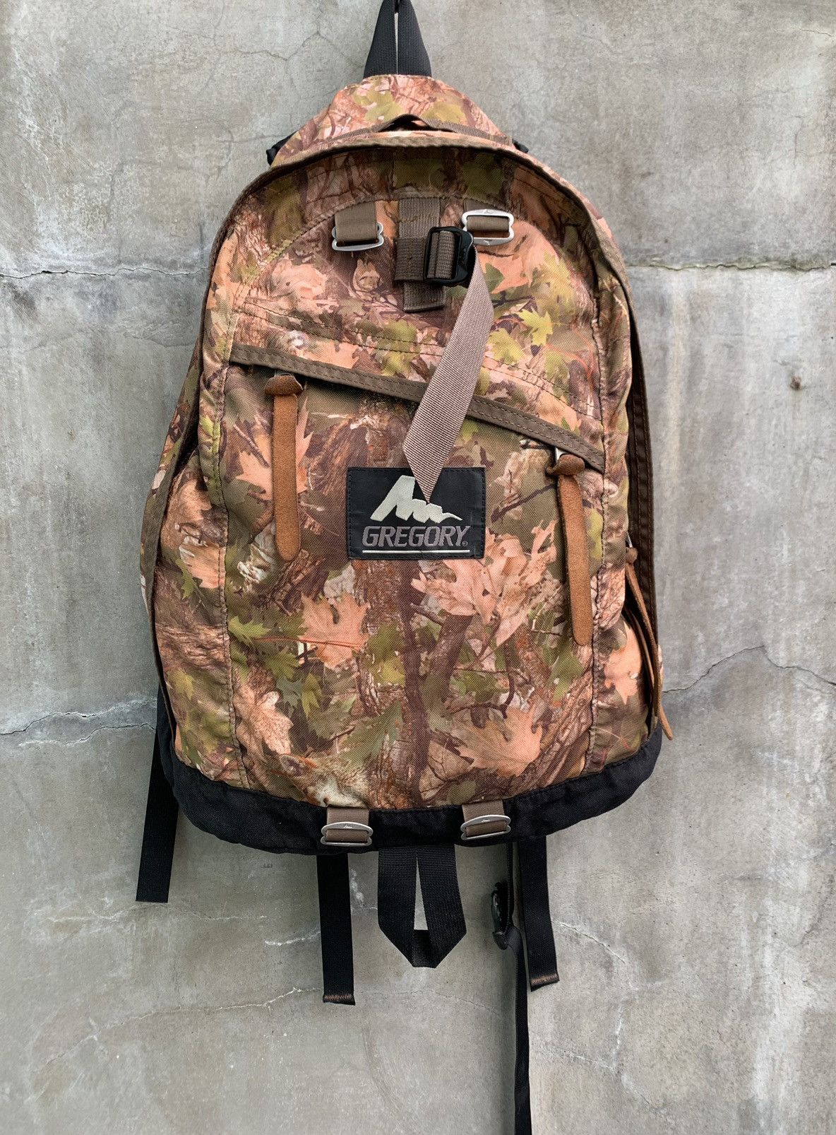 Real Tree Daypack Backpack