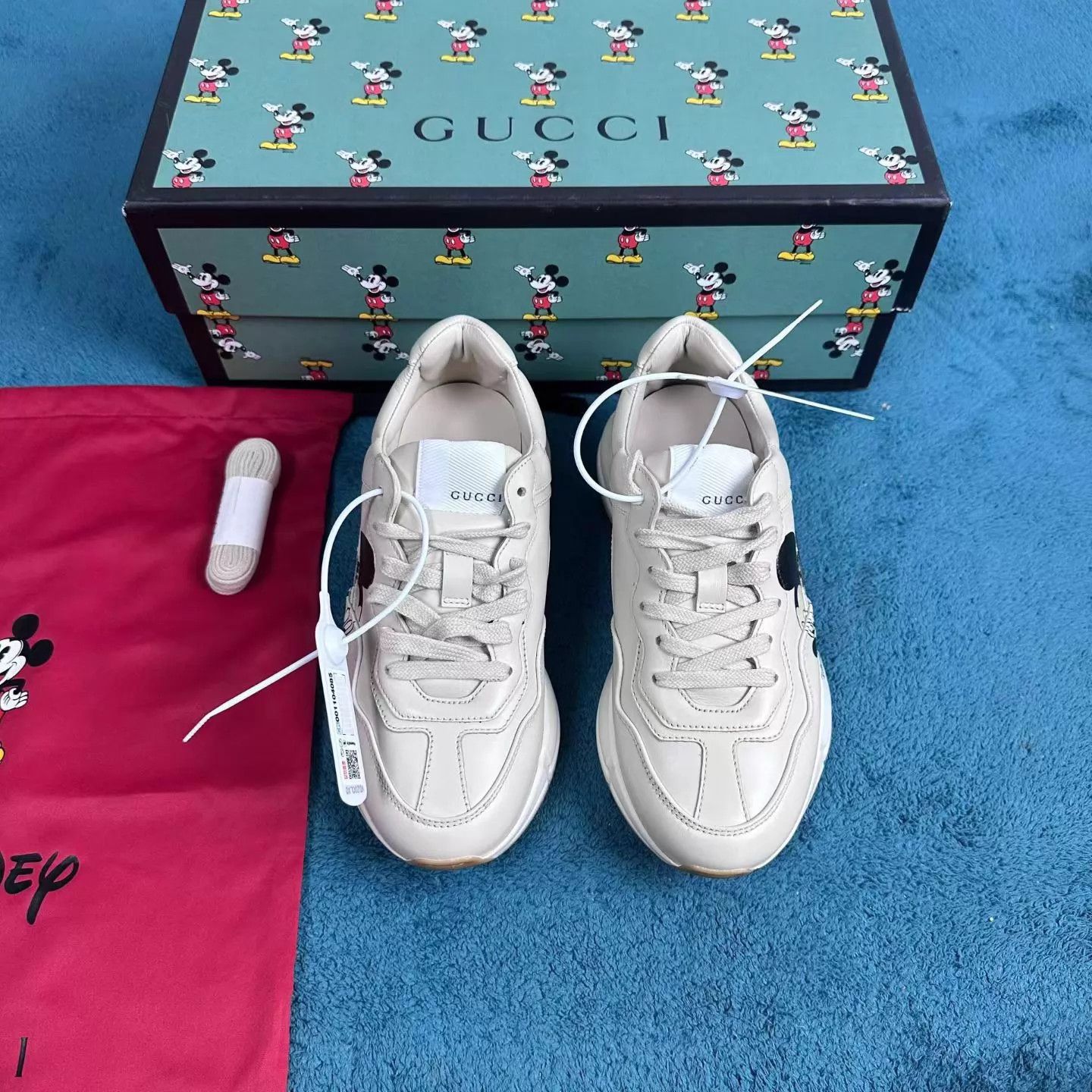 Gucci Gucci Rhyton x Mickey Mouse Women's EU 35.5 Sneakers Size US 5 / IT 35 - 1 Thumbnail