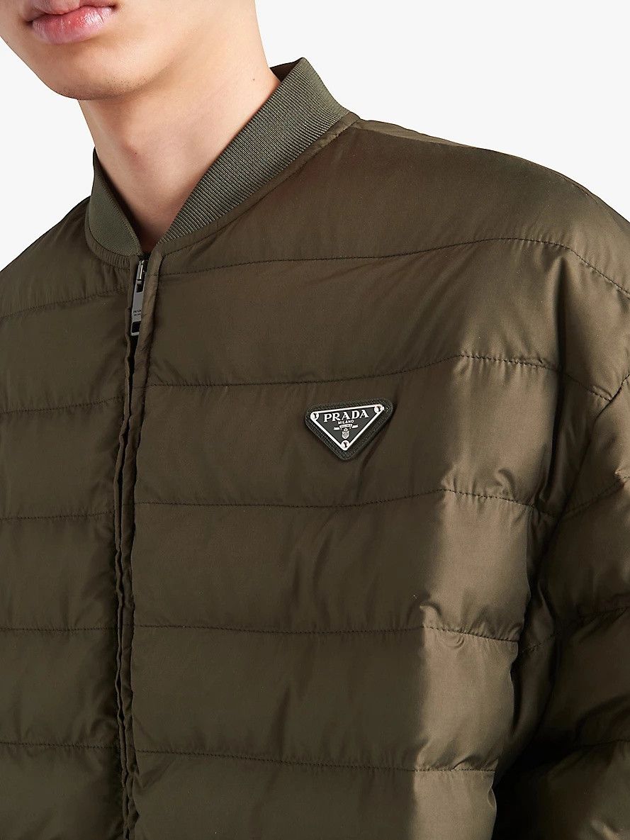 Prada o1bcso1str1025 Triangle-Logo Shell-Down Jacket in Green Size US S / EU 44-46 / 1 - 5 Thumbnail