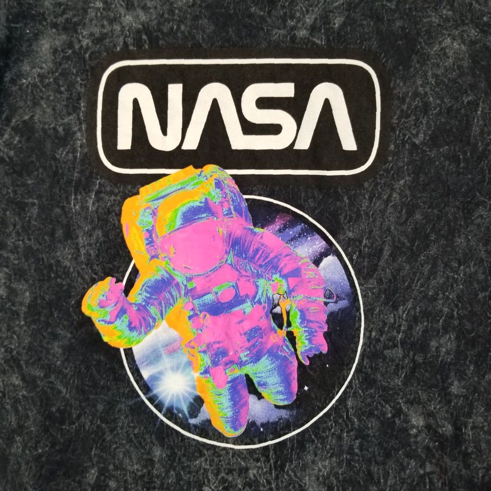 NASA NASA Multicolored Astronaut Chemistry Mens Short Sleeve Black T-Shirt Adult XL Size US XL / EU 56 / 4 - 2 Thumbnail