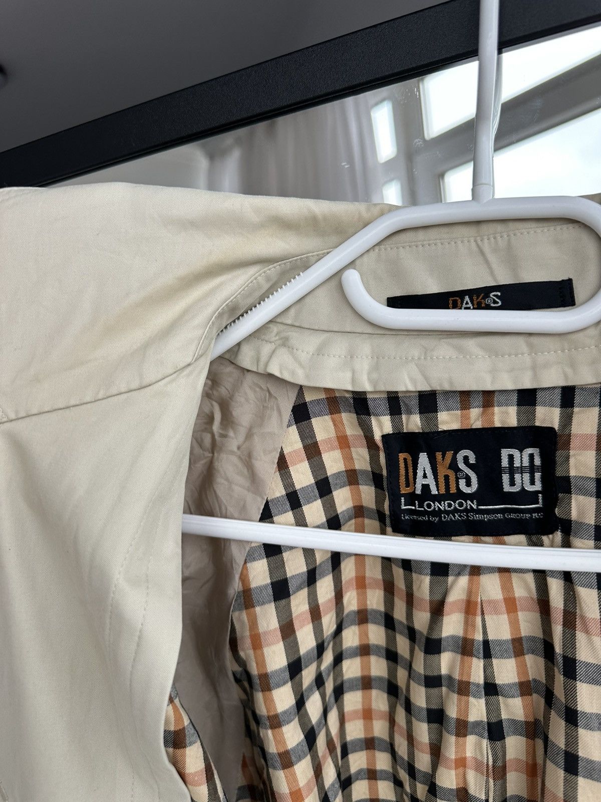 DAKS DAKS London Vintage Beige Trench Coat Japan MadeCheck Lining Size US M / EU 48-50 / 2 - 9 Thumbnail