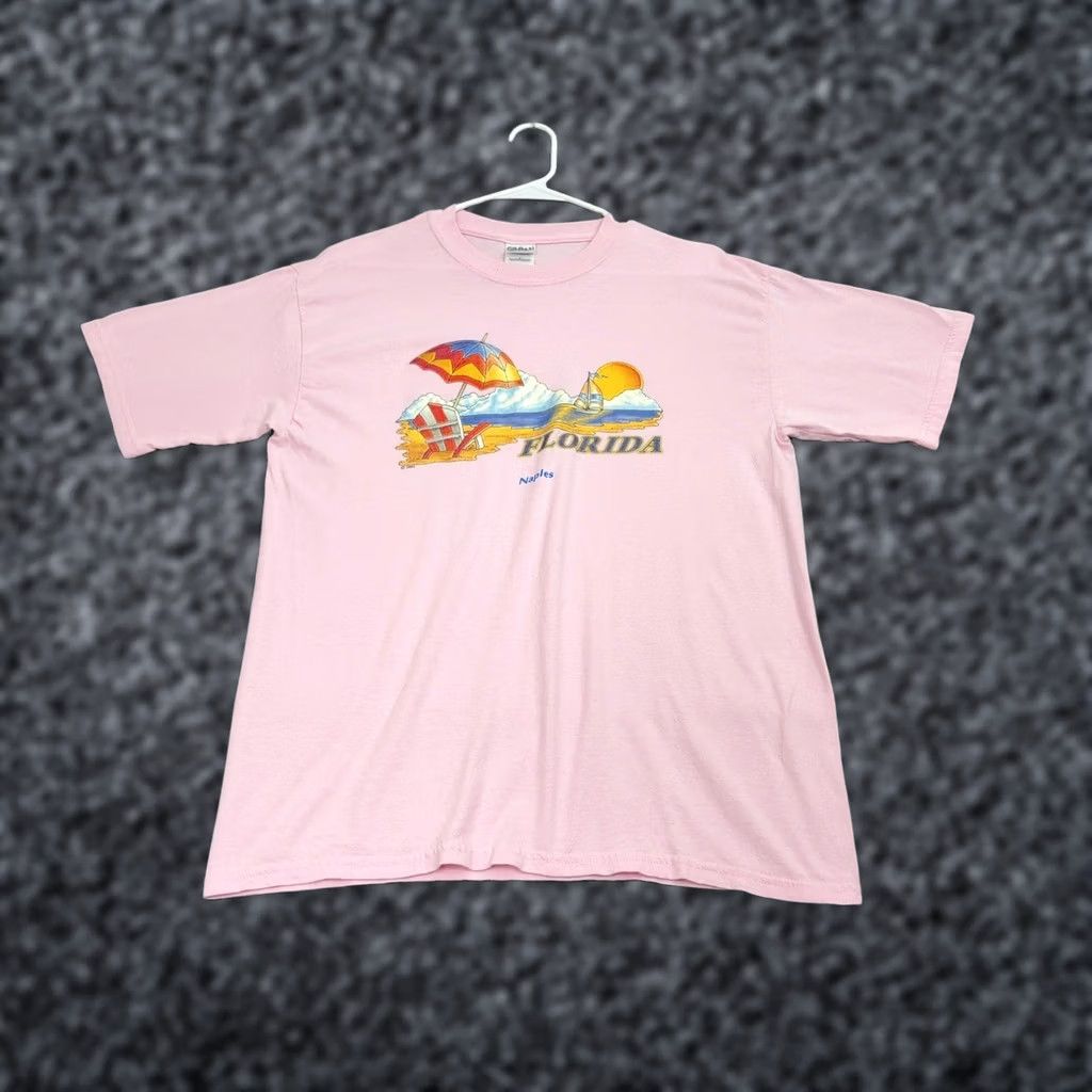 Gildan Vintage Gildan Florida Naples Beach Shirt L Pink Graphic Souvenir Mens T Size US L / EU 52-54 / 3 - 1 Thumbnail
