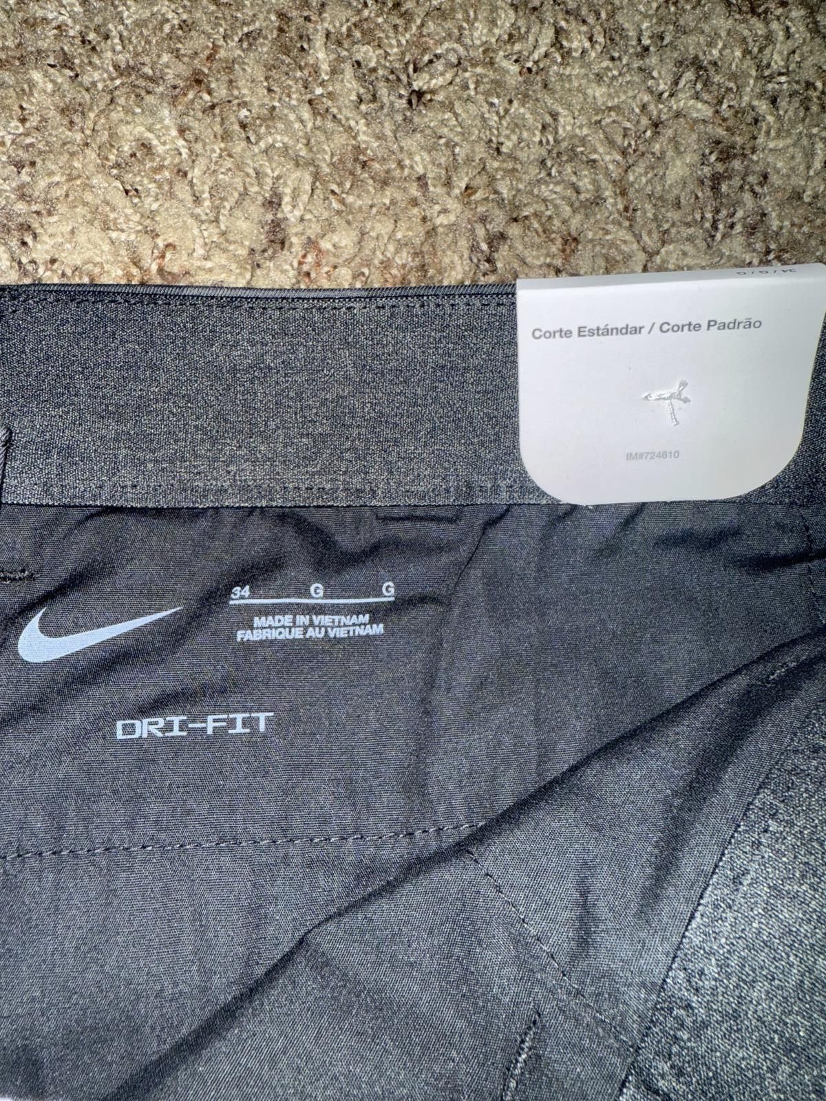 Nike Nike Dri-FIT UV Men's Plaid Golf Chino Shorts Sample Size US 34 / EU 50 - 7 Thumbnail