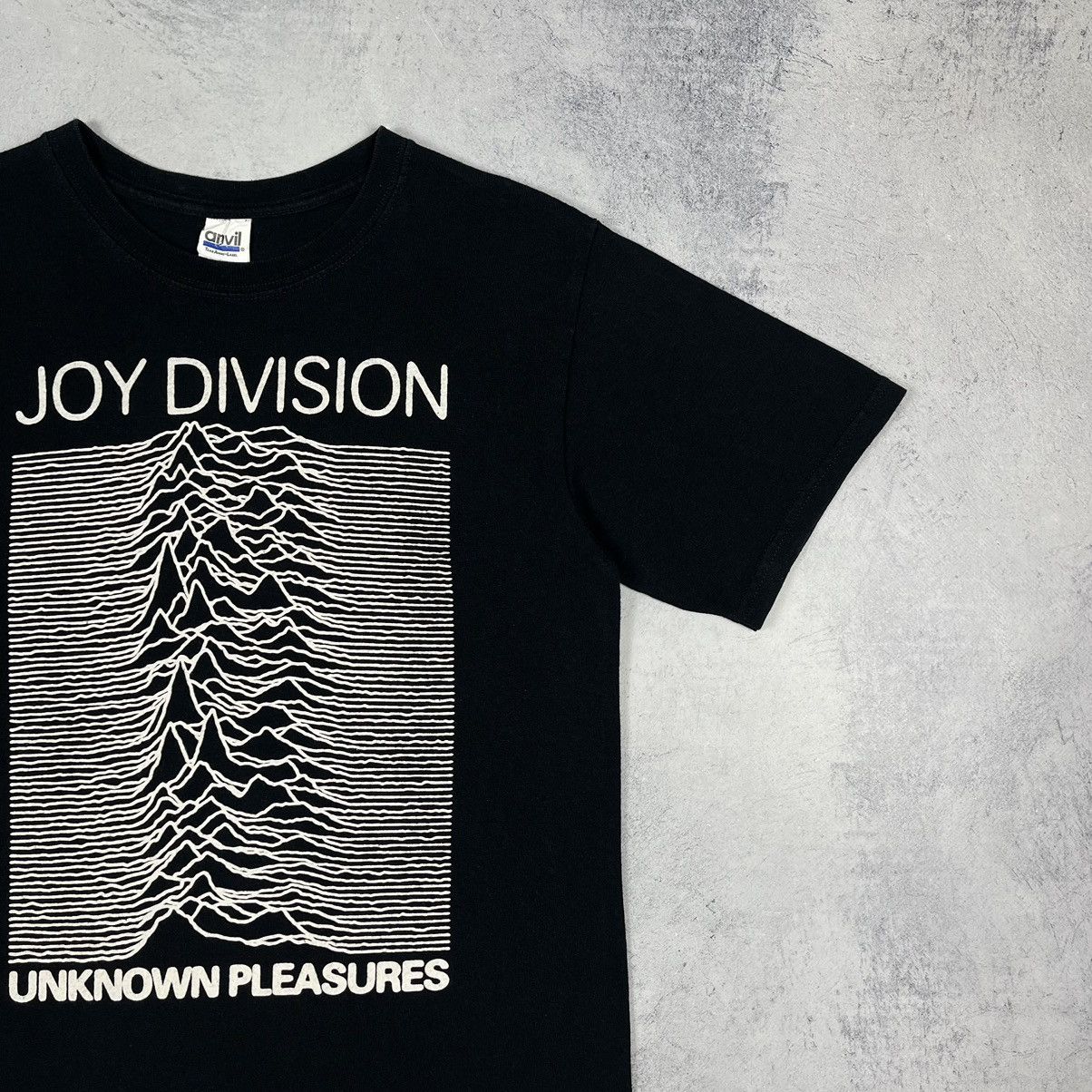 Band Tees Vintage Joy Division unknown pleasures band tee 90’s Size US S / EU 44-46 / 1 - 5 Thumbnail
