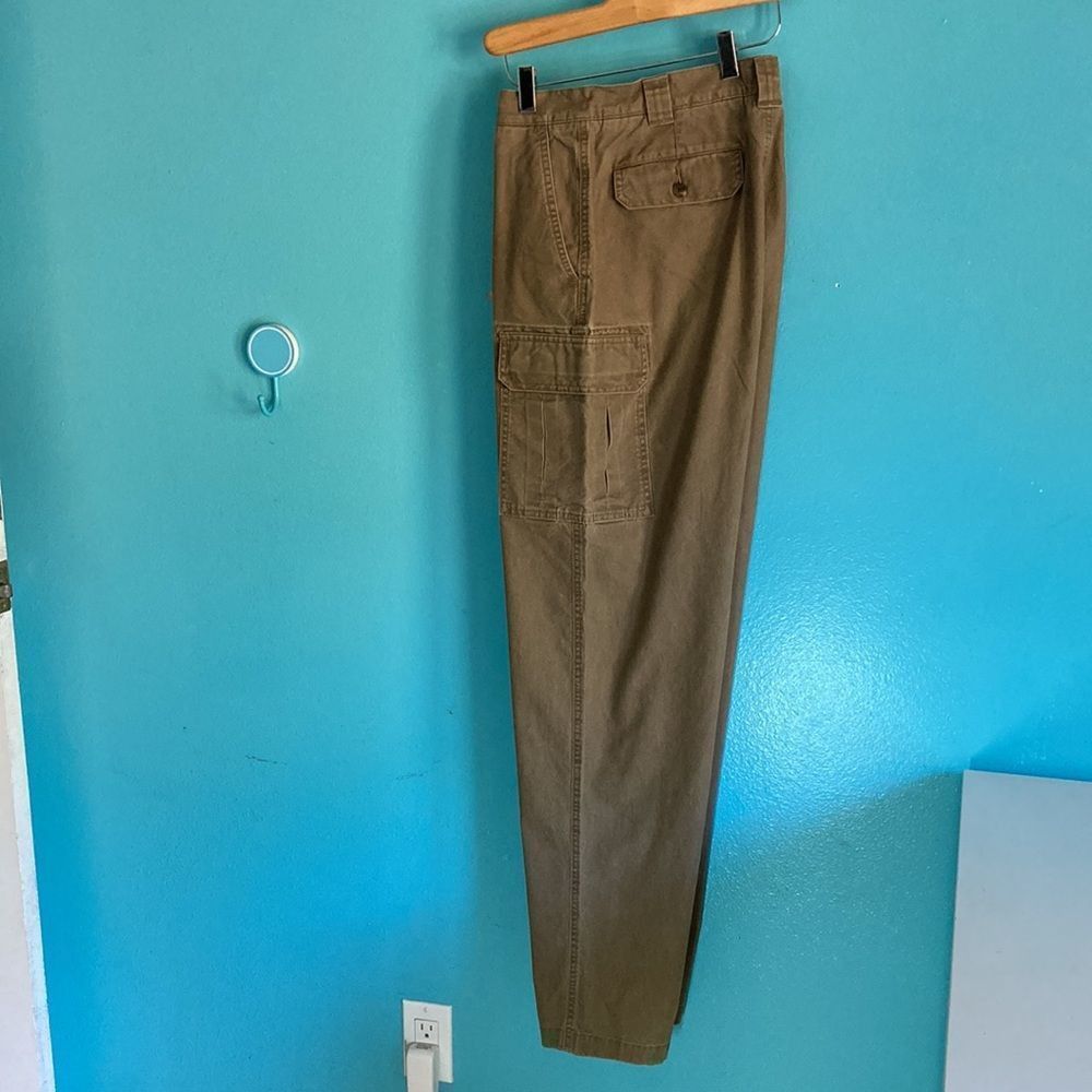 L.L. Bean L. L. Bean Mens Cotton Khaki Cargo Pants Hiking 🥾 Outdoors Size US 33 - 1 Thumbnail