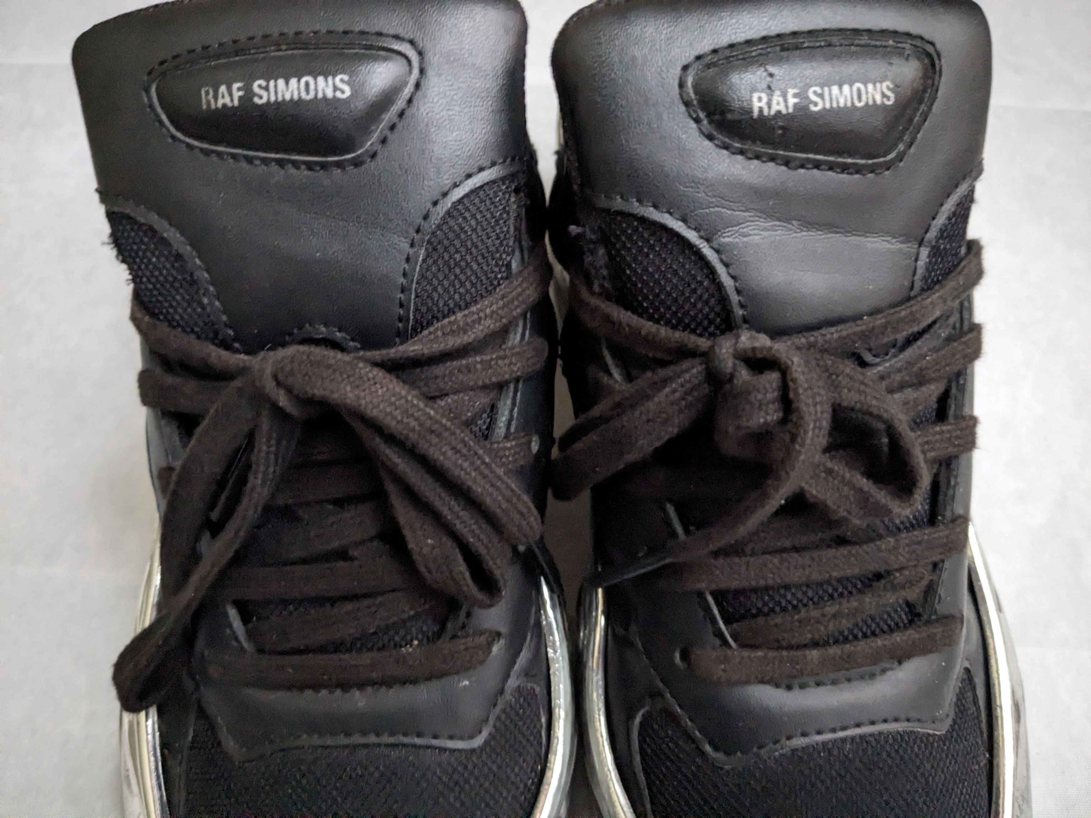 Raf Simons Adidas x Raf Simons Ozweego Mirrored Black Silver EE7944 Size US 8 / EU 41 - 2 Thumbnail