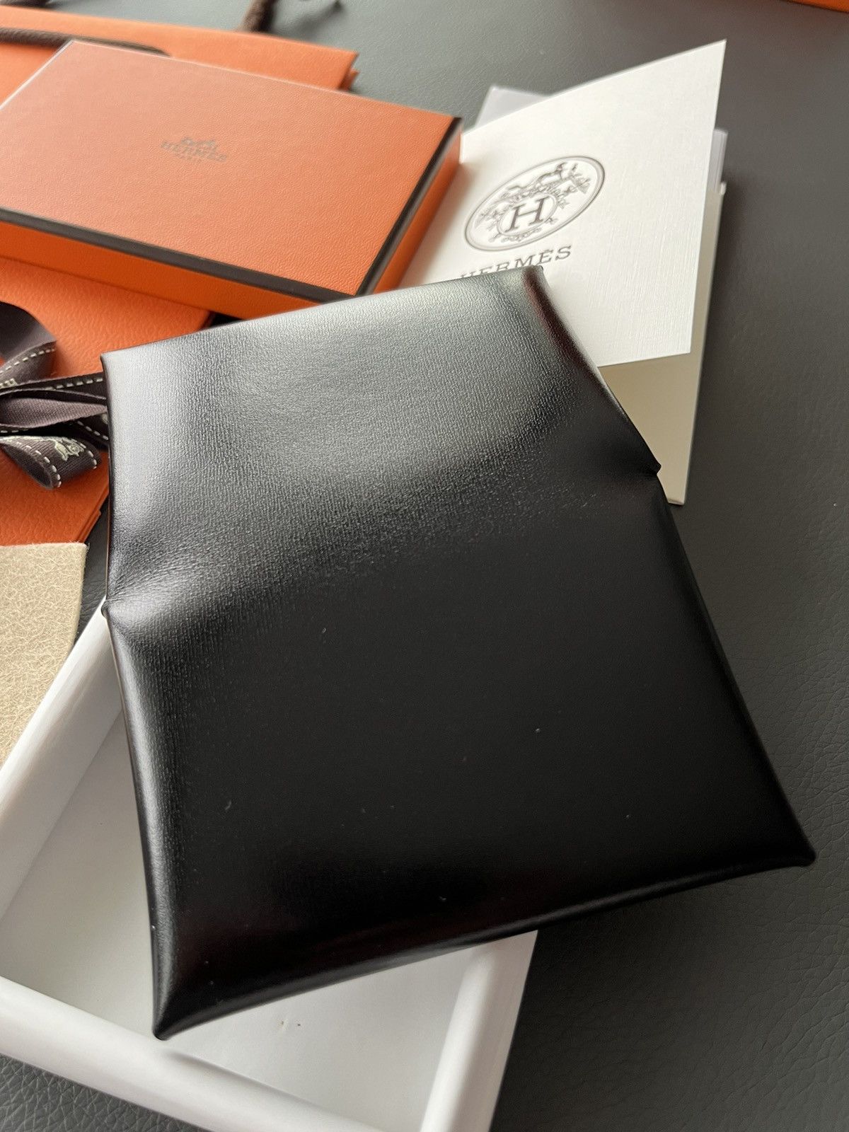 Hermes Extremely Rare Hermes Calvi Wallet Box Leather Size ONE SIZE - 11 Thumbnail