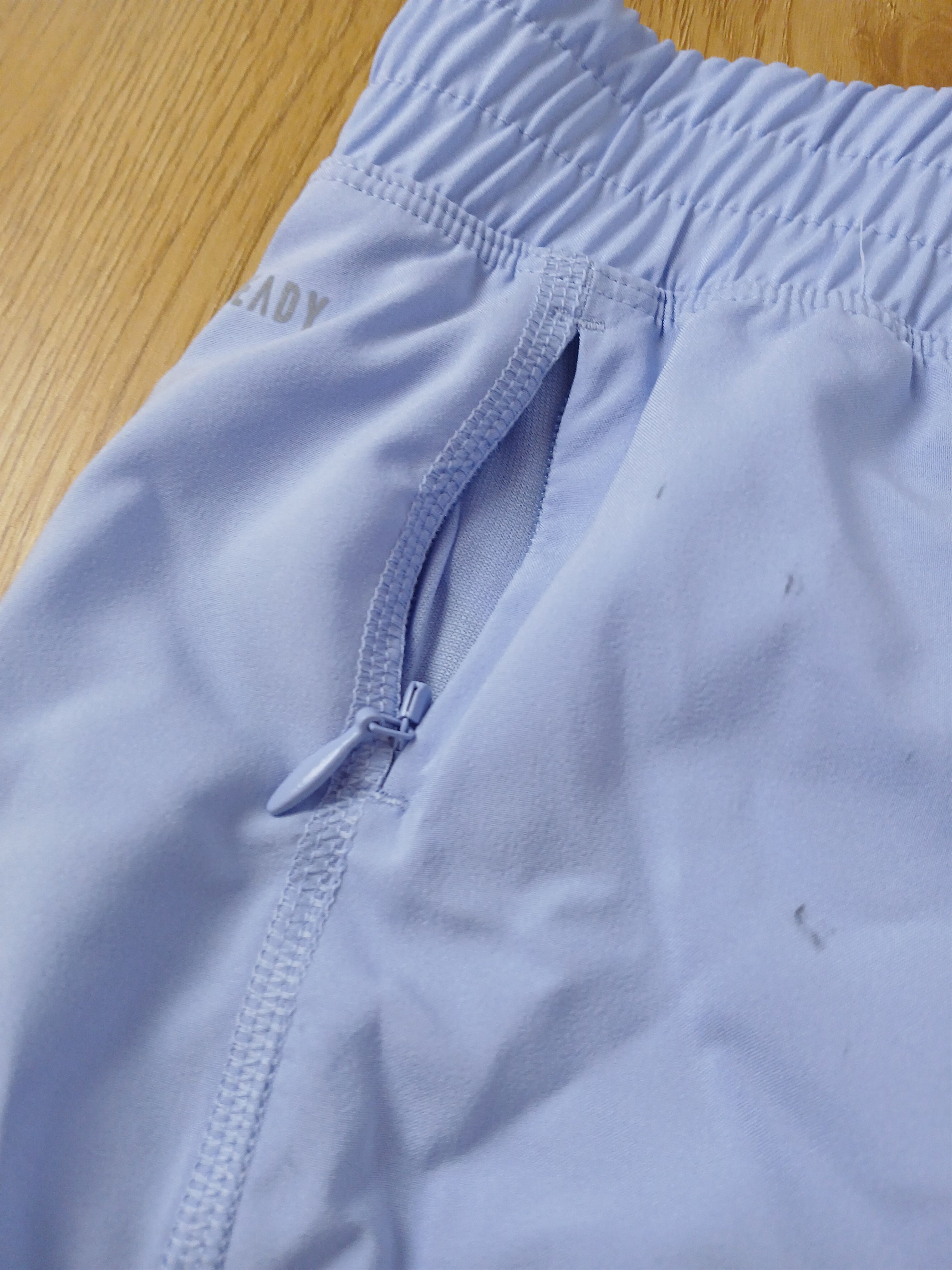 Adidas New Adidas Berlin Marathon Running Shorts size XL Size 32" / US 10 / IT 46 - 6 Thumbnail