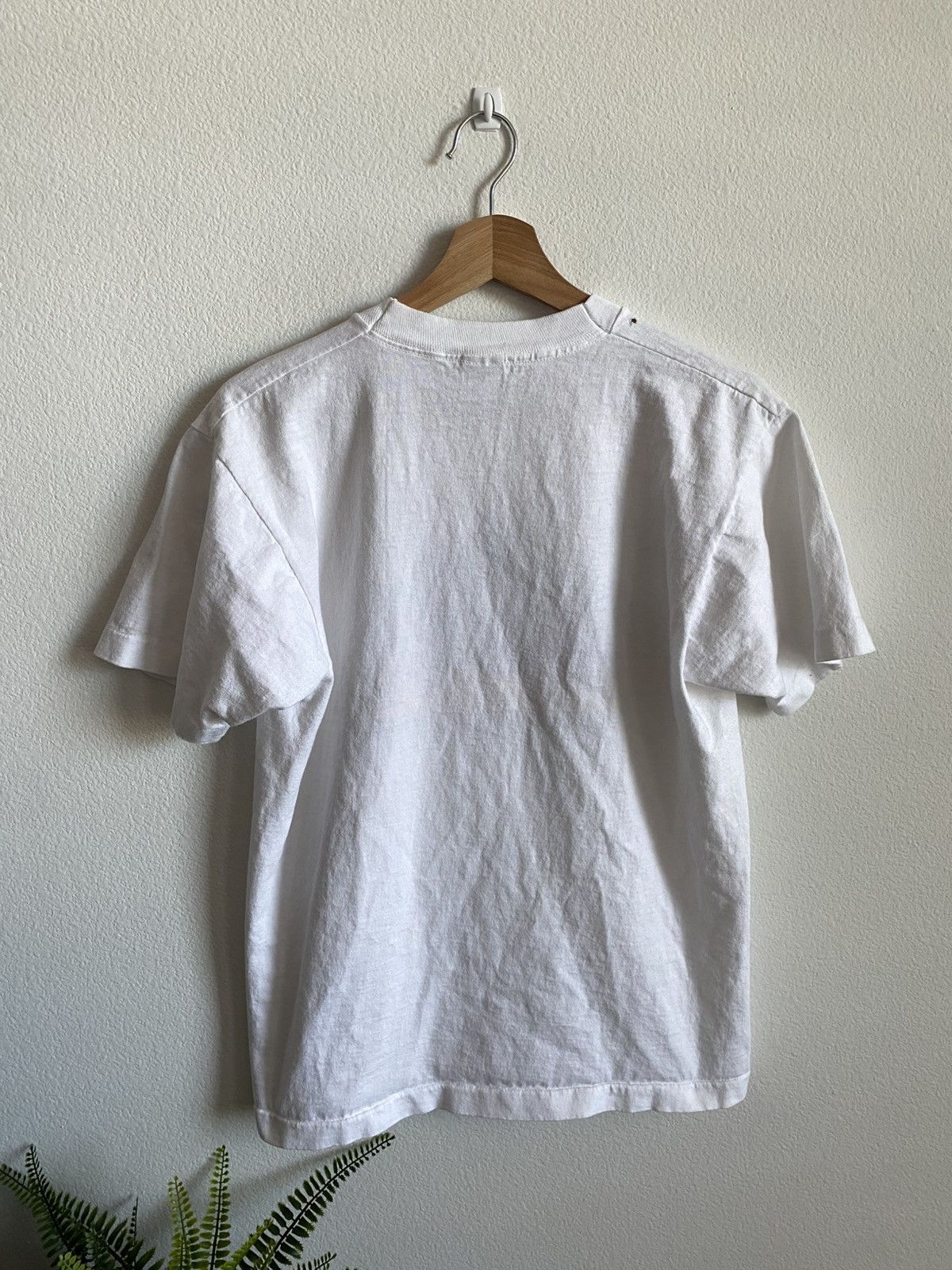 Vintage Vintage 90s Single Stitch Art Tee Size US L / EU 52-54 / 3 - 2 Thumbnail