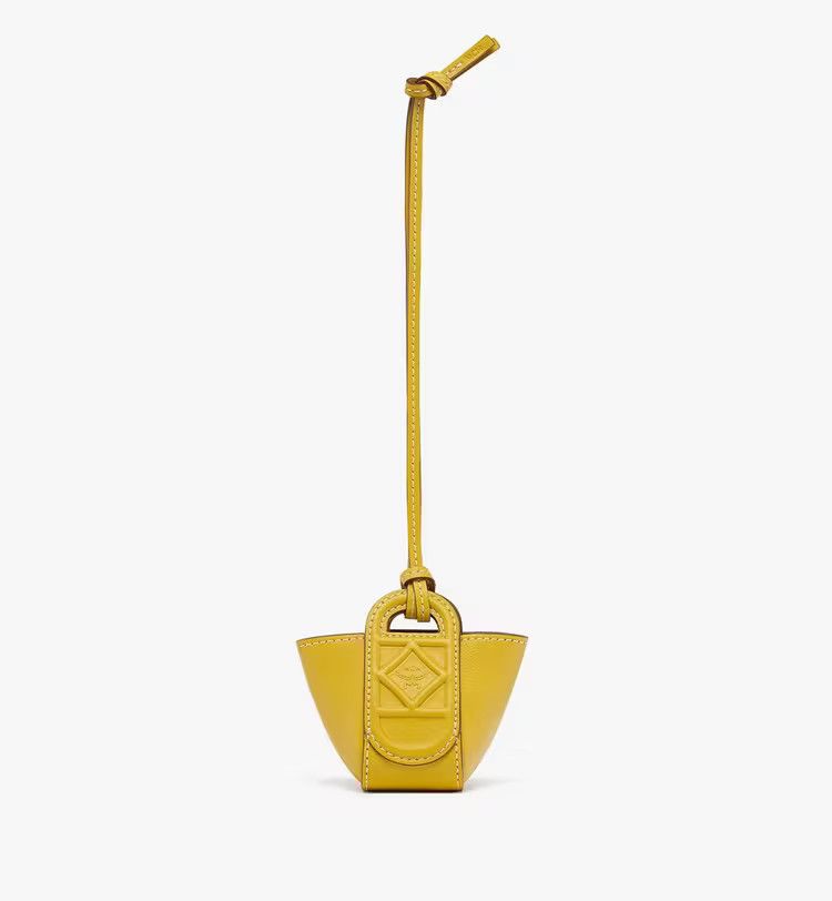 MCM o1mt1gz0625 Size: OS / Charm in Yellow Size ONE SIZE - 3 Thumbnail