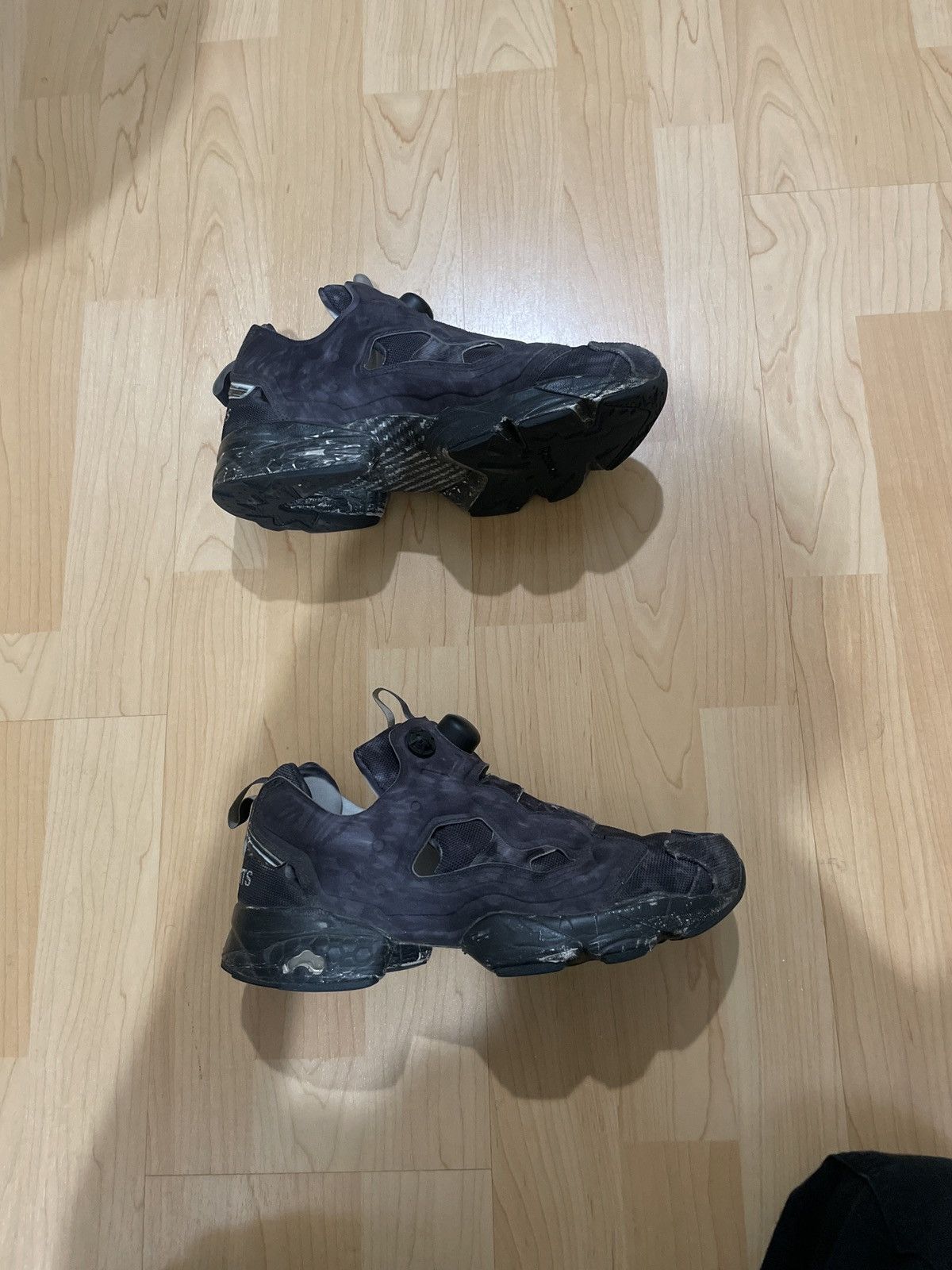 Vetements Vetements Reebok sneakers Size US 7 / EU 40 - 1 Thumbnail