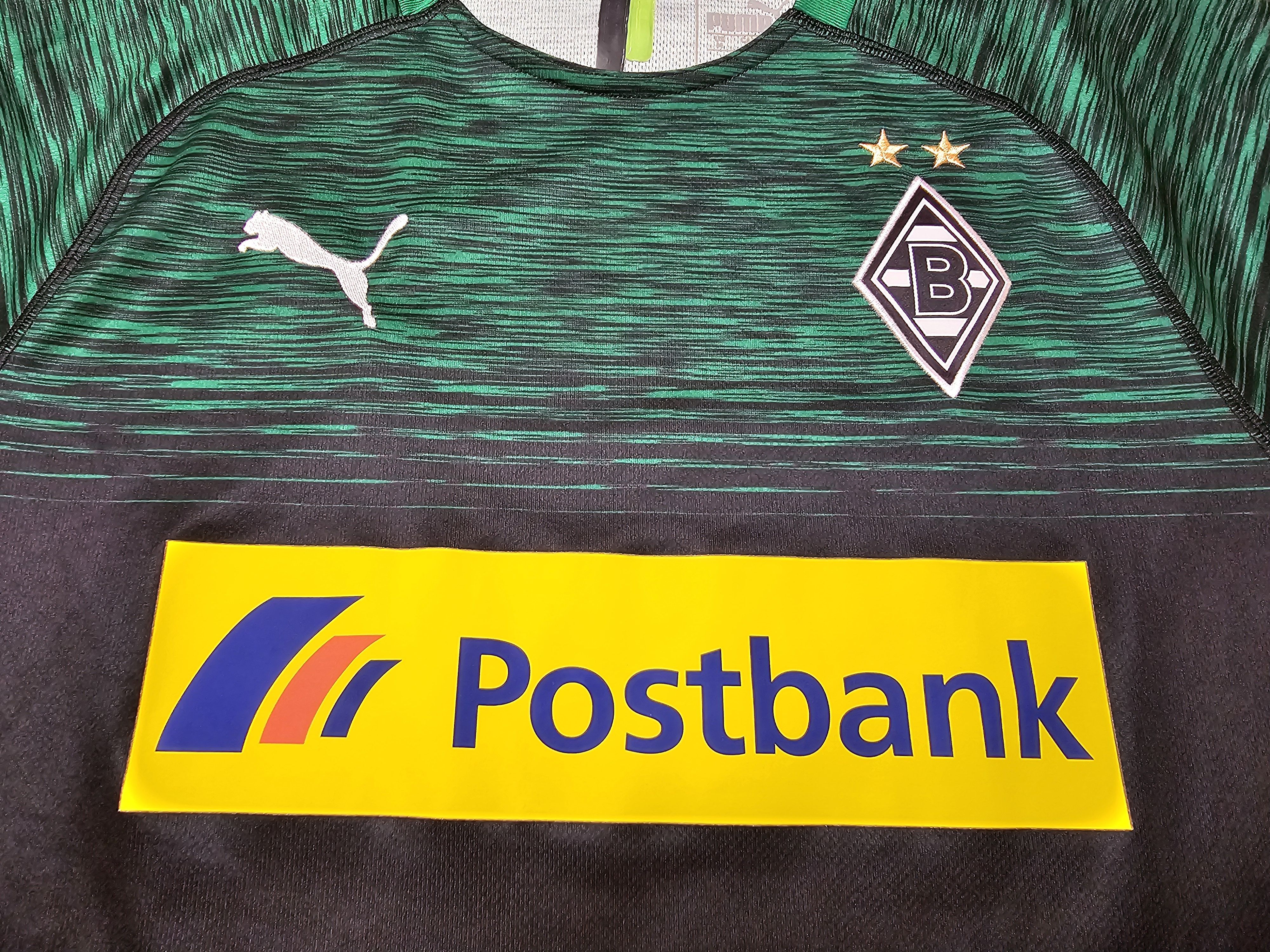 Puma BORUSSIA MONCHENGLADBACH 2018 2019 AWAY FOOTBALL SOCCER Size US M / EU 48-50 / 2 - 3 Thumbnail