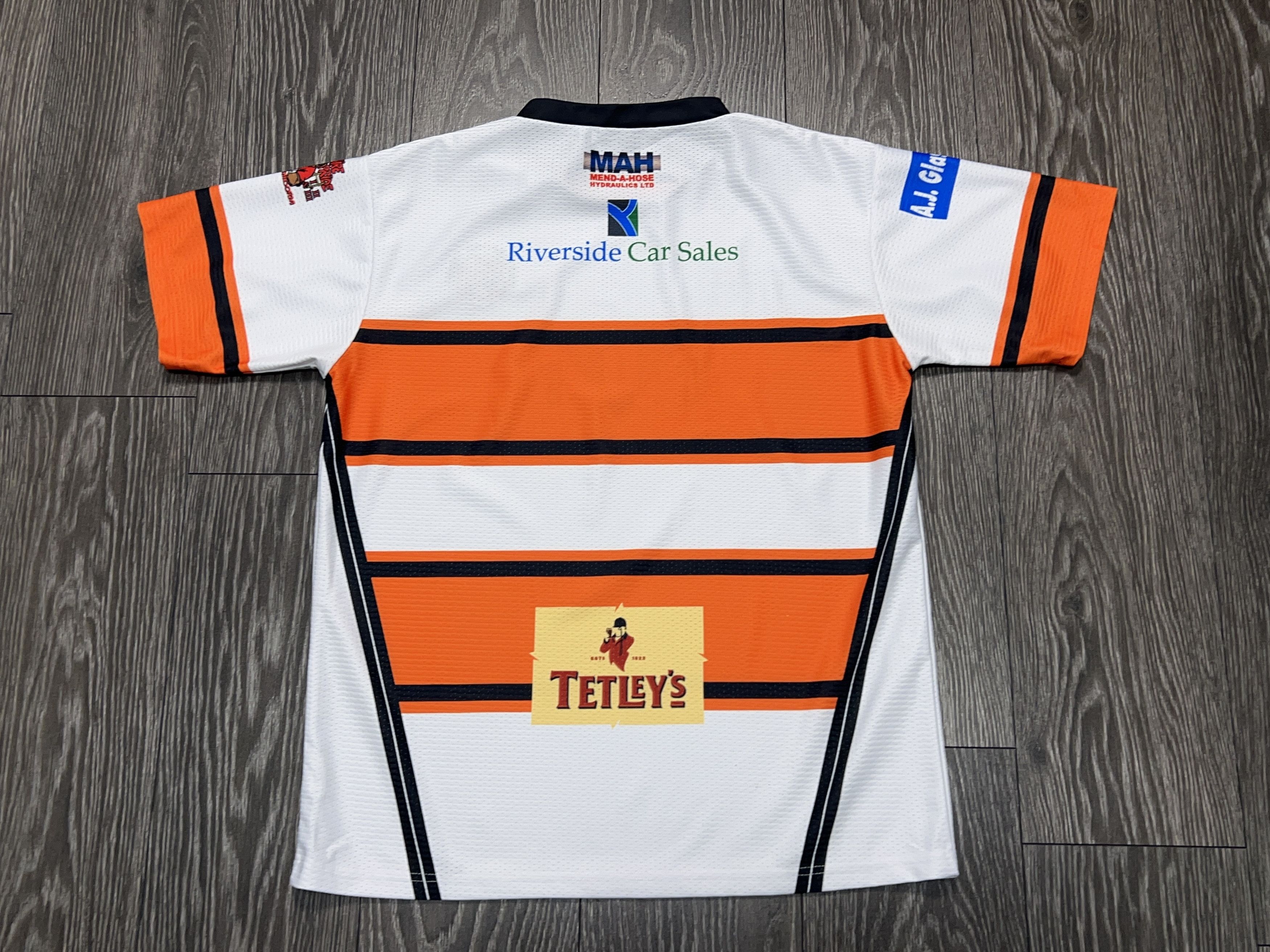 Gear for Sports XBlades Castleford Tigers Rugby League England Jersey Shirt Size US L / EU 52-54 / 3 - 8 Thumbnail