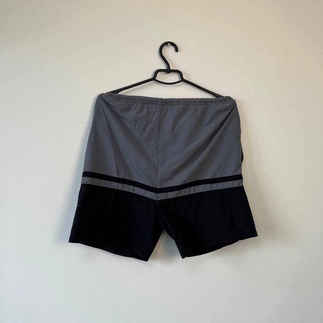 Nike Nike 80s Men's Vintage Y2K big logo swoosh nylon shorts Size US 34 / EU 50 - 9 Thumbnail