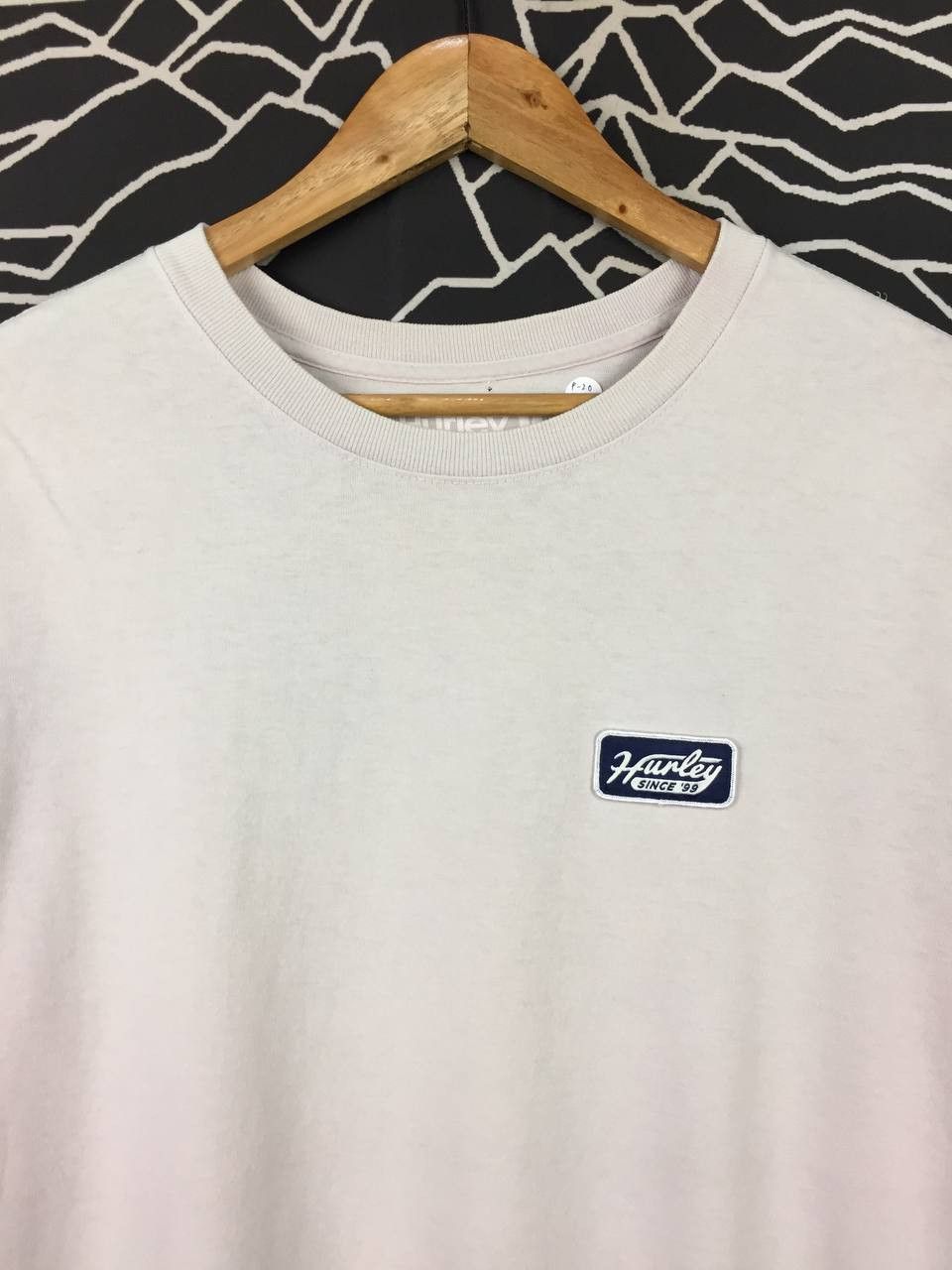 Hurley Hurley Classic Surf Skate Patch Logo Long Sleeve Tee Size US S / EU 44-46 / 1 - 3 Thumbnail