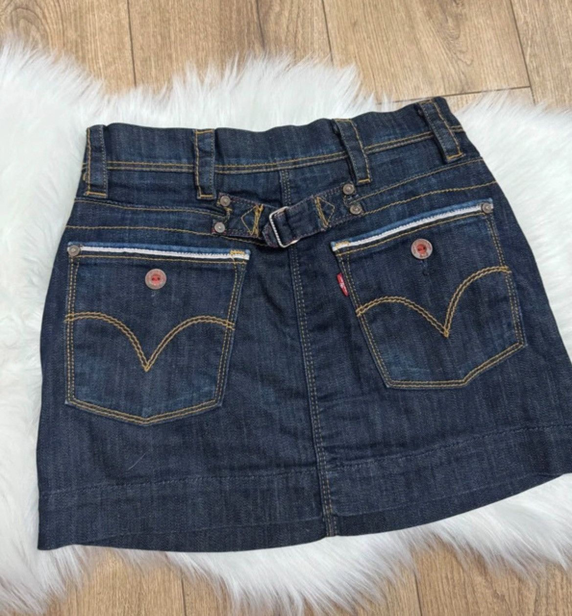 Rare Levi's Engineered Denim Mini Skirt - Dark Wash XS