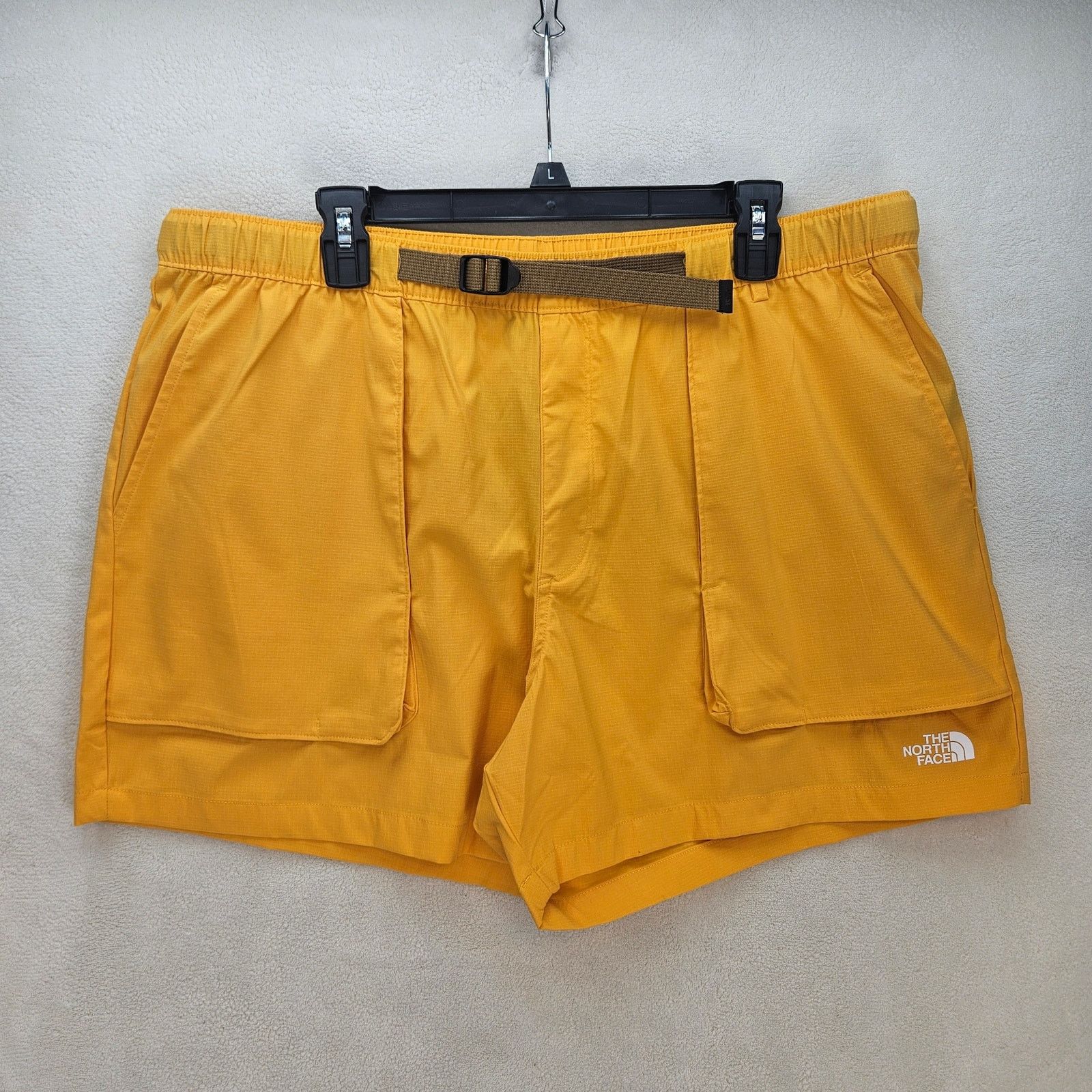 The North Face THE NORTH FACE MEN'S XL RIPSTOP CARGO SHORTS SUMMIT GOLD Size US 38 / EU 54 - 1 Thumbnail