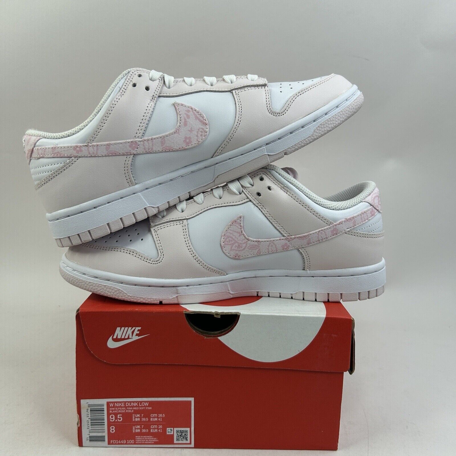 Nike Nike Dunk Low WMNS “Pink Paisley” 2024 Size US 9.5 / IT 39.5 - 3 Thumbnail