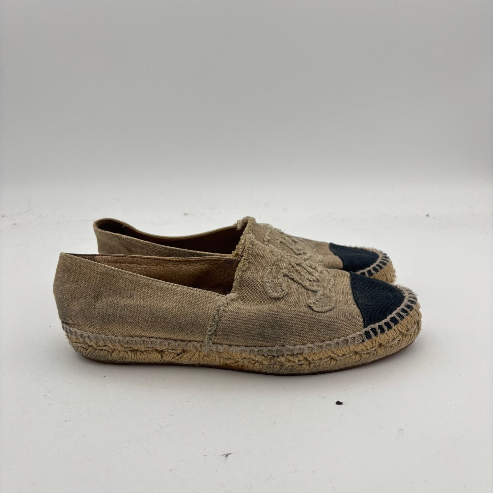 Chanel Chanel CC Logo Canvas Black Cap Toe Espadrilles Slip Ons 37 Size US 6.5 / IT 36.5 - 3 Thumbnail