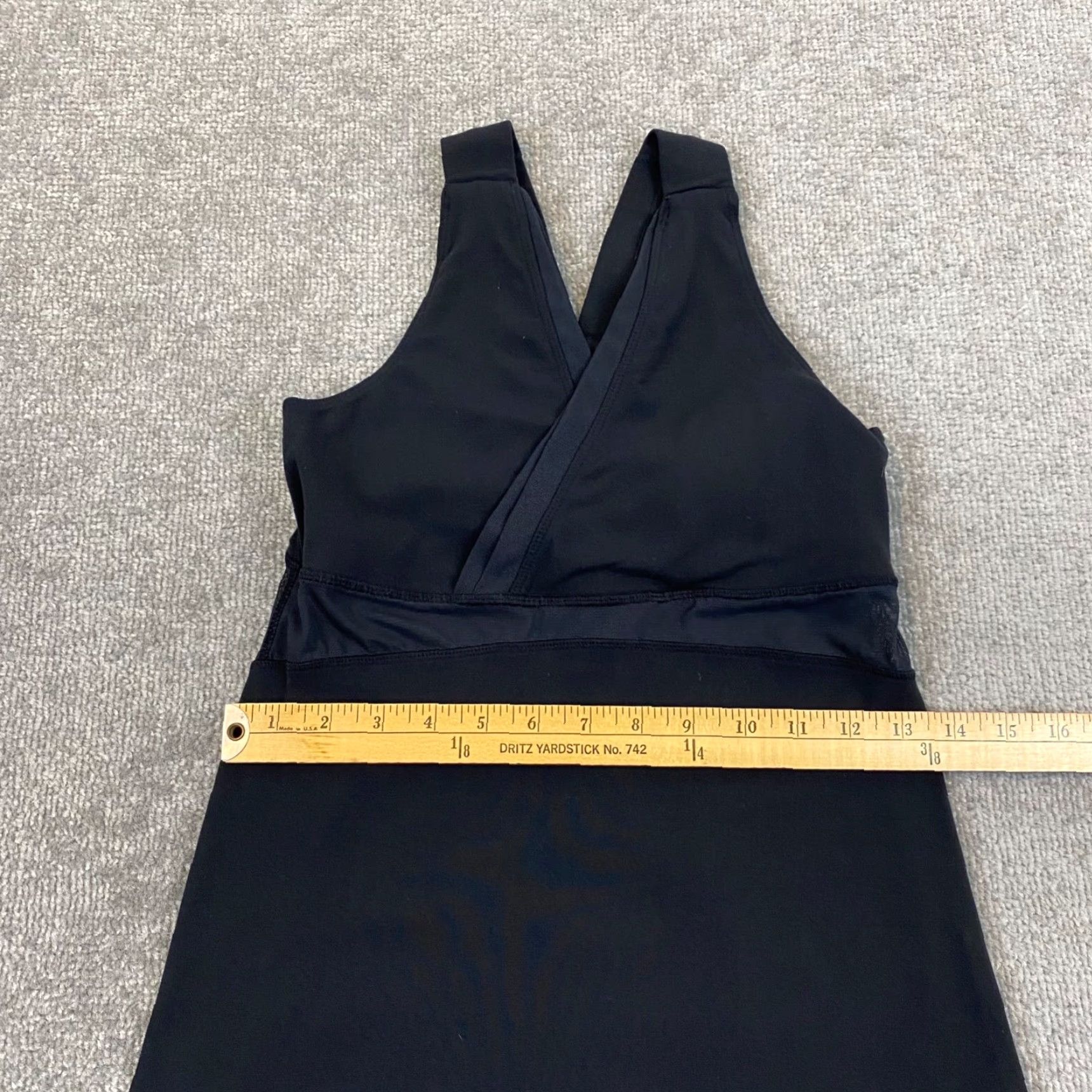 Lululemon Lululemon Built in Bra Workout Tank Top Womens 6 Black Activewear Tank Sleeveless Racerback Moisture Wicking Quick Dry Fitness Shirt Womens Size M / US 6-8 / IT 42-44 - 6 Thumbnail