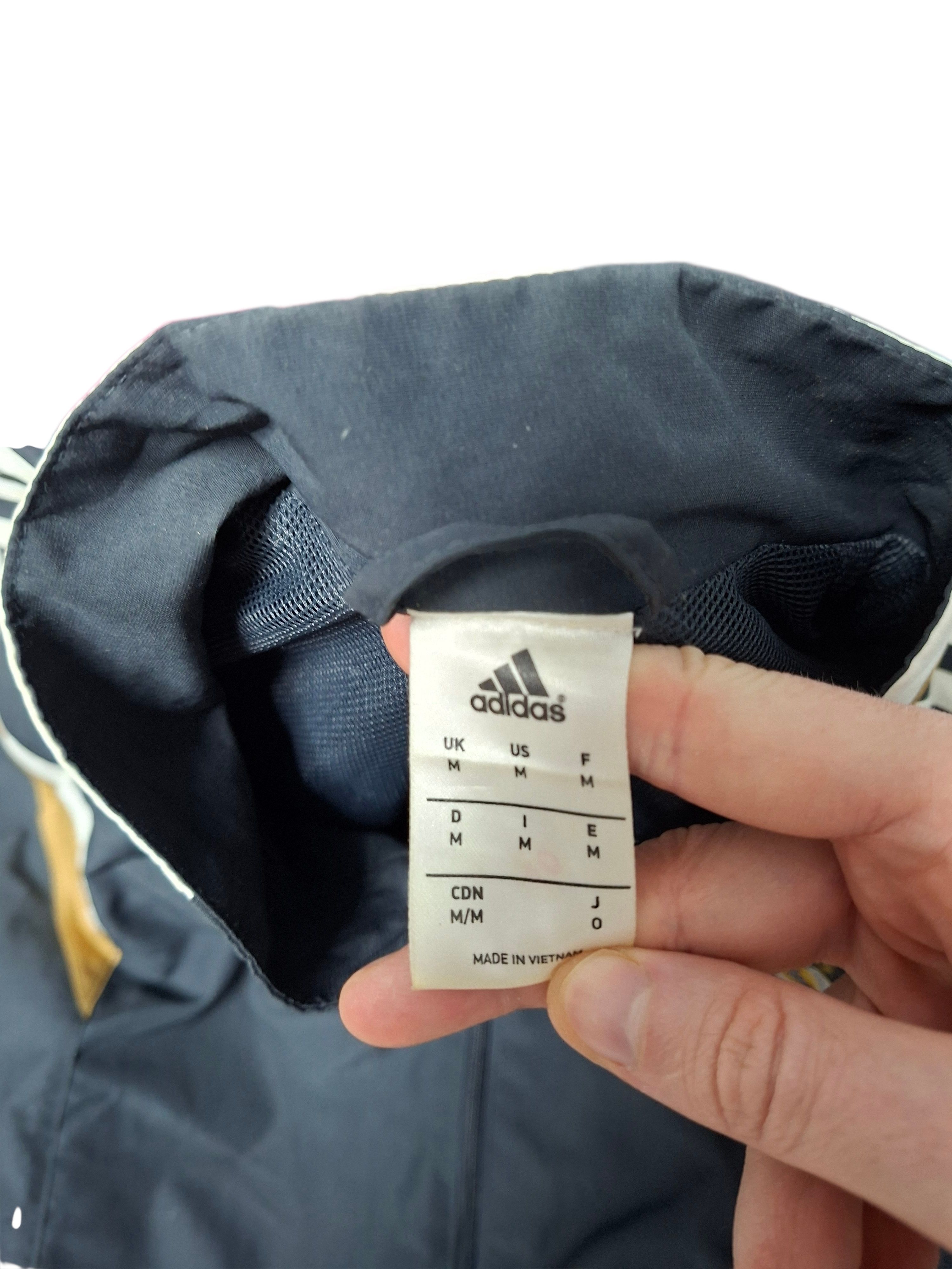 Adidas NORTHERN IRELAND ADIDAS VINTAGE NYLON SOCCER TRACK JACKET Size US M / EU 48-50 / 2 - 4 Thumbnail