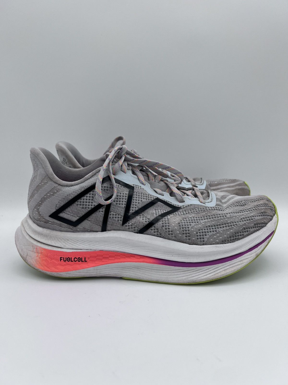 New Balance New Balance Womens Trainer v2 Running Sneakers Size 8 B Size US 8 / EU 41 - 1 Thumbnail