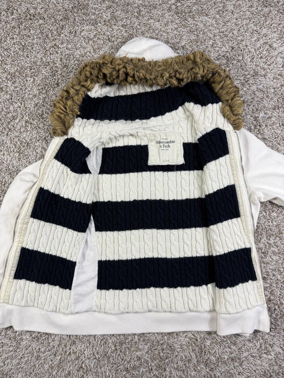 Abercrombie & Fitch Vintage Abercrombie Fitch Rabbit Hair Zip Hoodie Knit Size L / US 10 / IT 46 - 8 Thumbnail