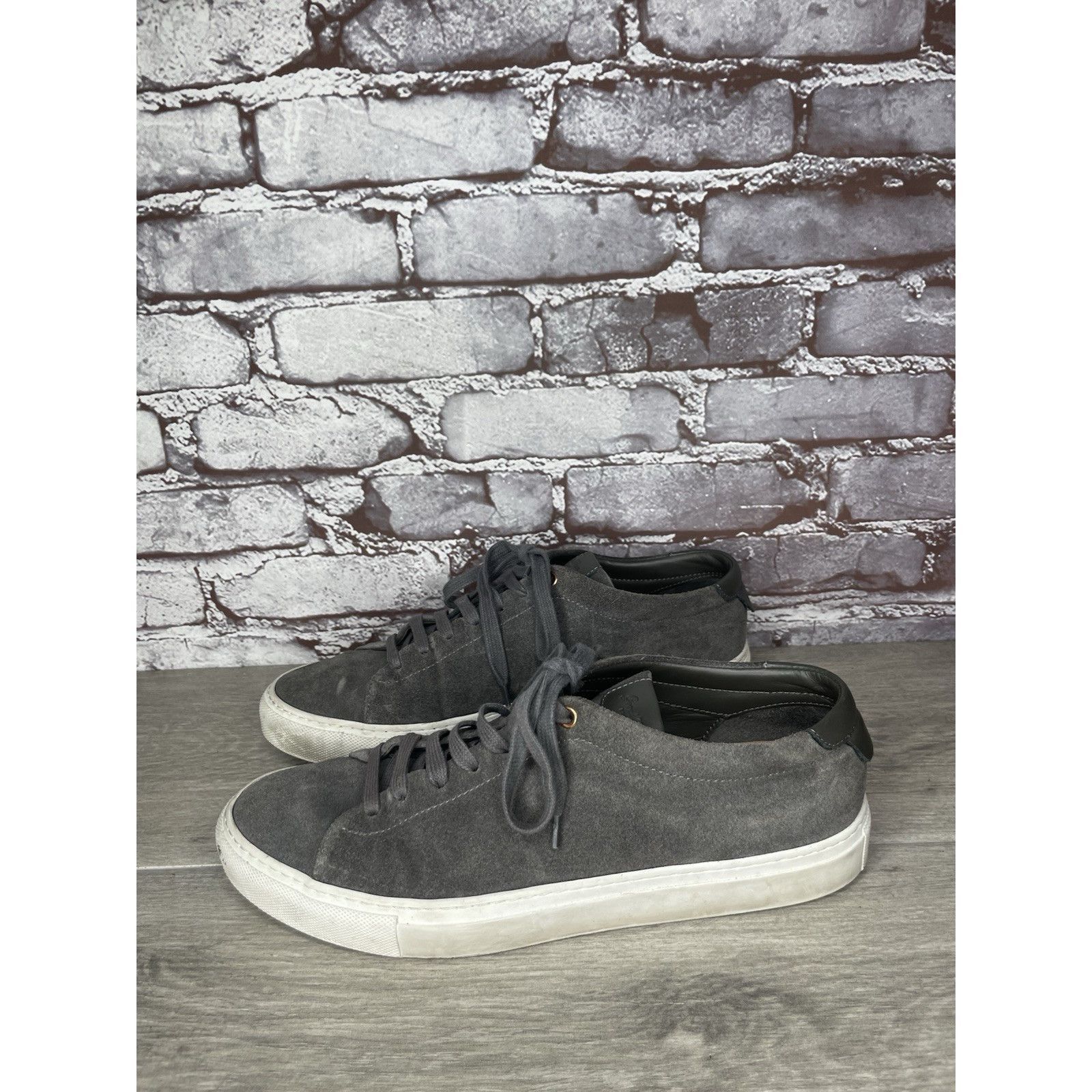 Bergdorf Goodman Goodman Brand Edge Charcoal Suede Casual Lace Low Top Sneake Size US 9 / EU 42 - 19 Thumbnail