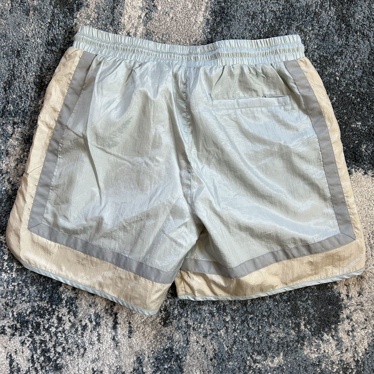 Kith × Ronnie Fieg 2024 SPRiNG KiTH WASHED NYLON DYLAN SHORTS POWDER Size US 33 - 21 Thumbnail