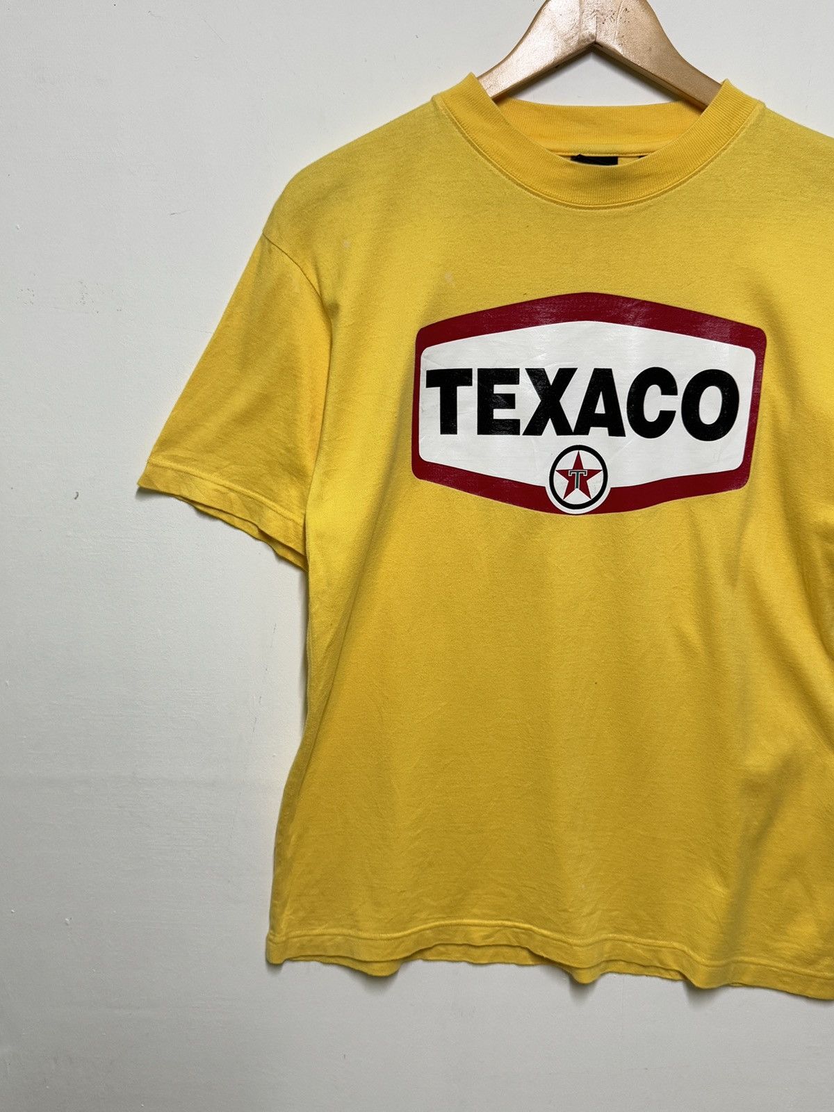 Vintage TEXACO Brand Oil Big Logo Tee Size US S / EU 44-46 / 1 - 3 Thumbnail