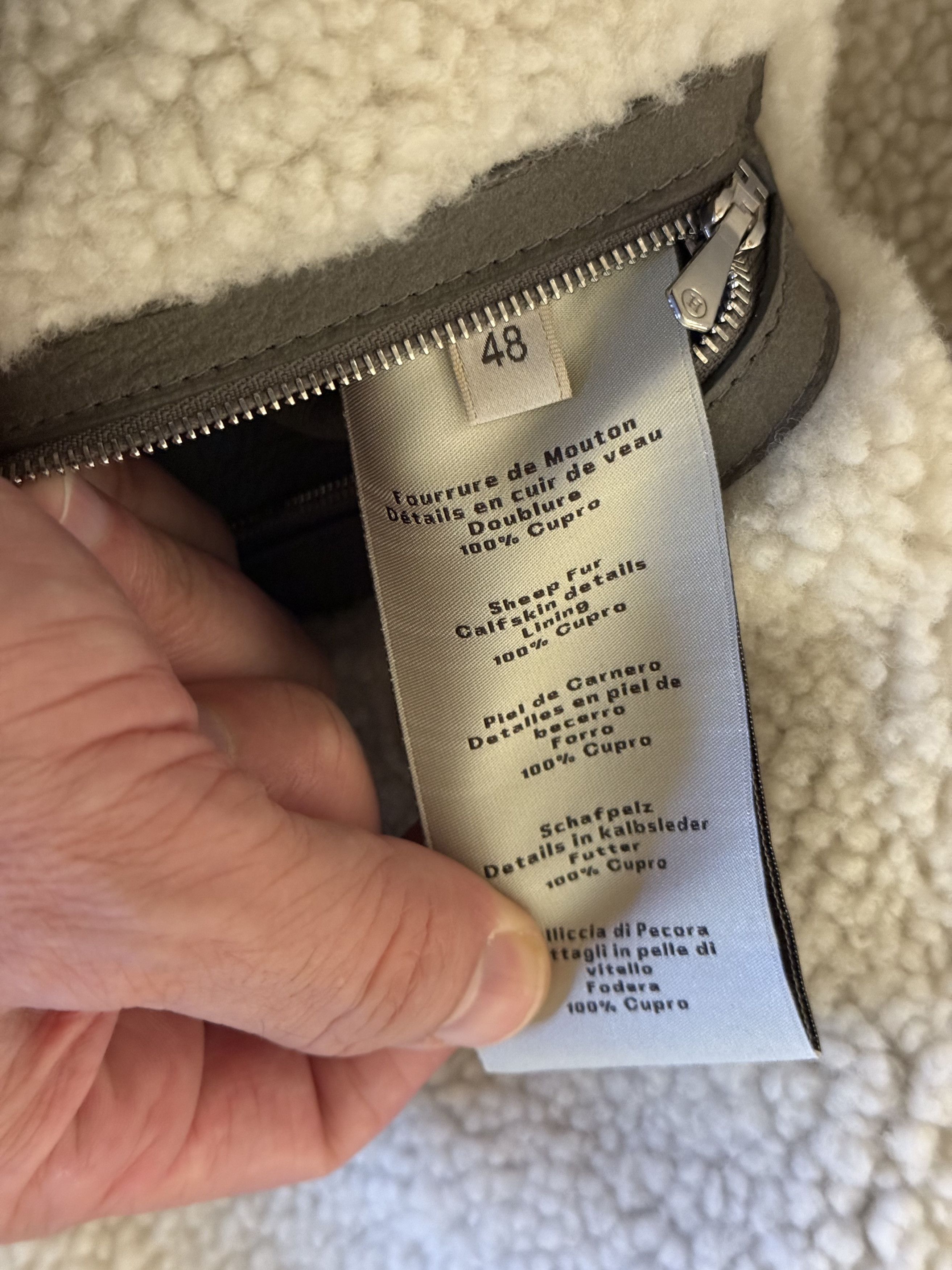 Hermes Ultimate Ultra Rare $16K w/tax Calf Shearling Leather Vest Size US M / EU 48-50 / 2 - 24 Thumbnail